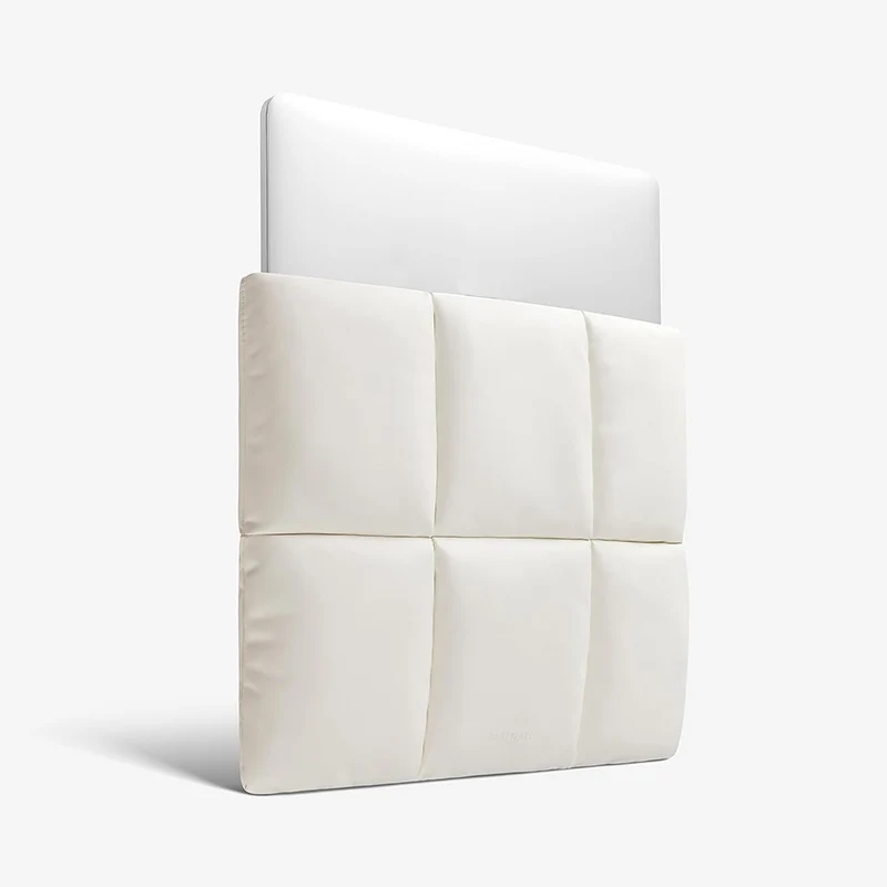 Multifunctional Custom Logo Waterproof PU Puffy Laptop Carrying Case Bag Leather Quilted Puffer Laptop Sleeve Cover