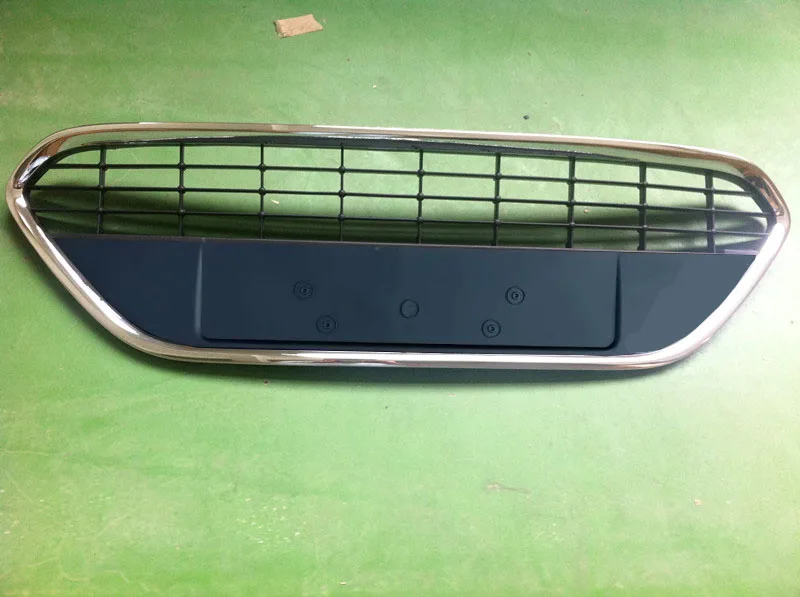 Front bumper front grille down for Focus sedan 2009 2010 2012 2013
