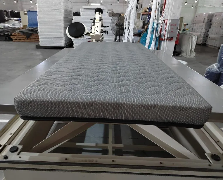 Hot sale High Density PU Mattress Memory Foam Mattress in a box