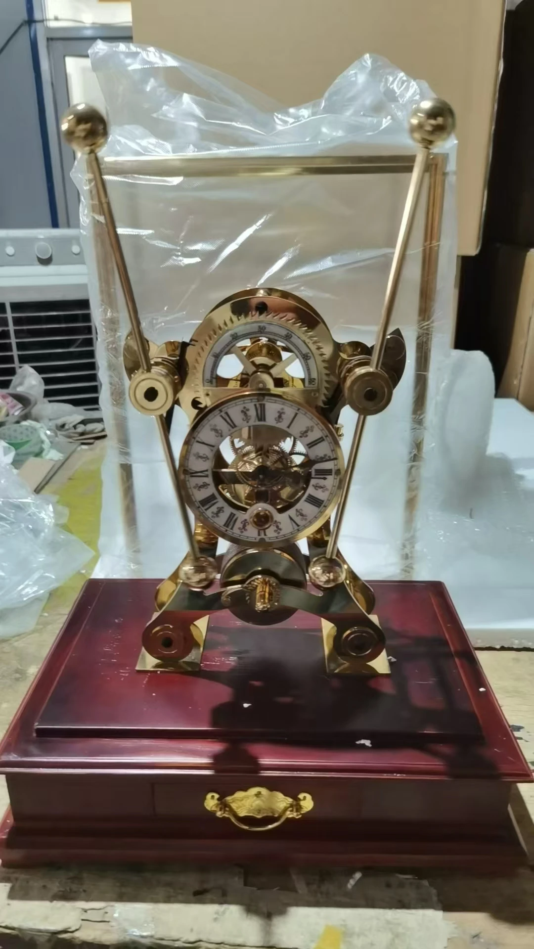 18th England  Antique Gilt Gold Plated  Polished Brass Mechanical Devon / skeleton/Grasshopper /Double Pendulum Table Sea Clock