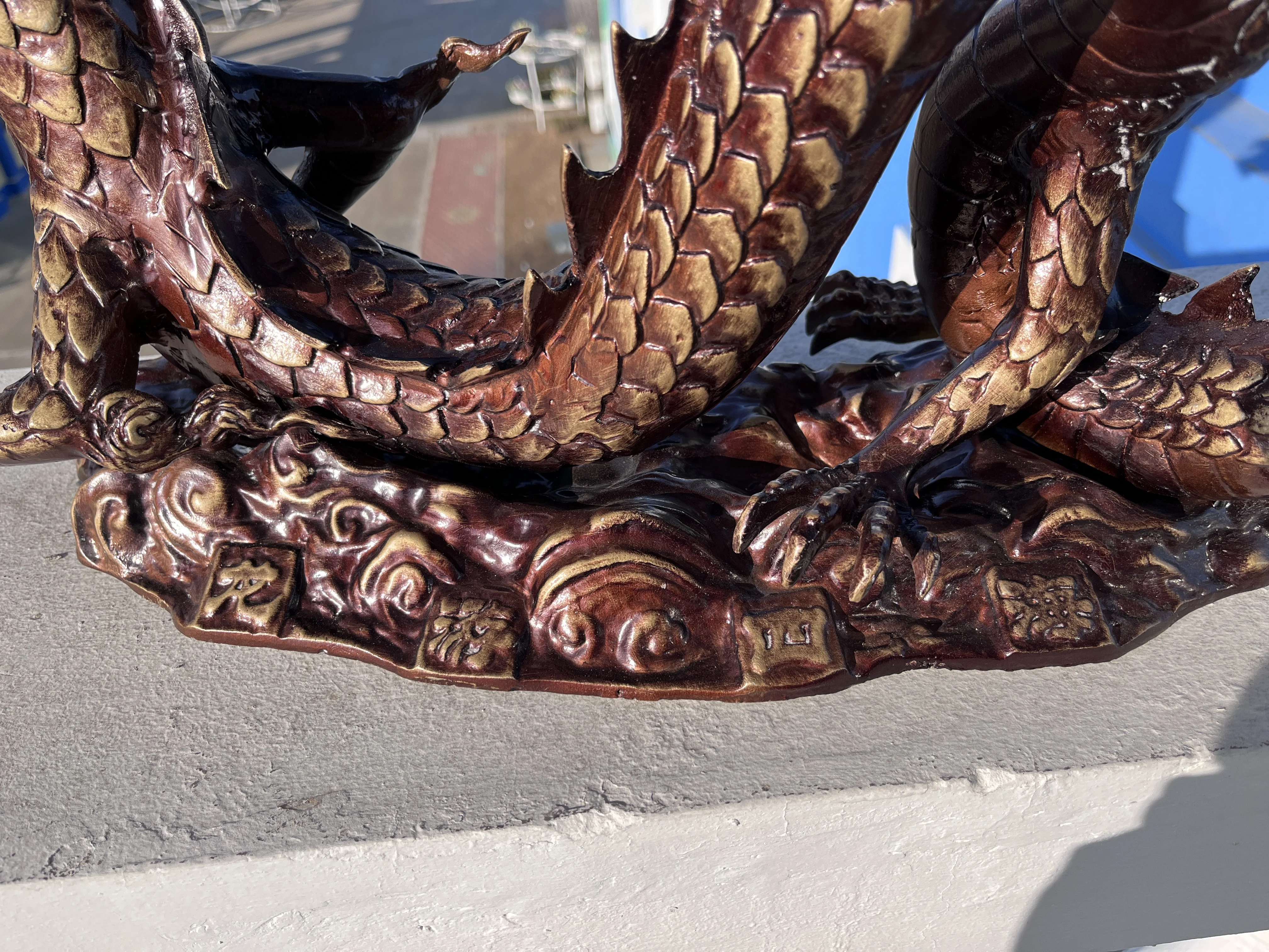 Dragon for outdoor and indoor cast aluminium home decoration
