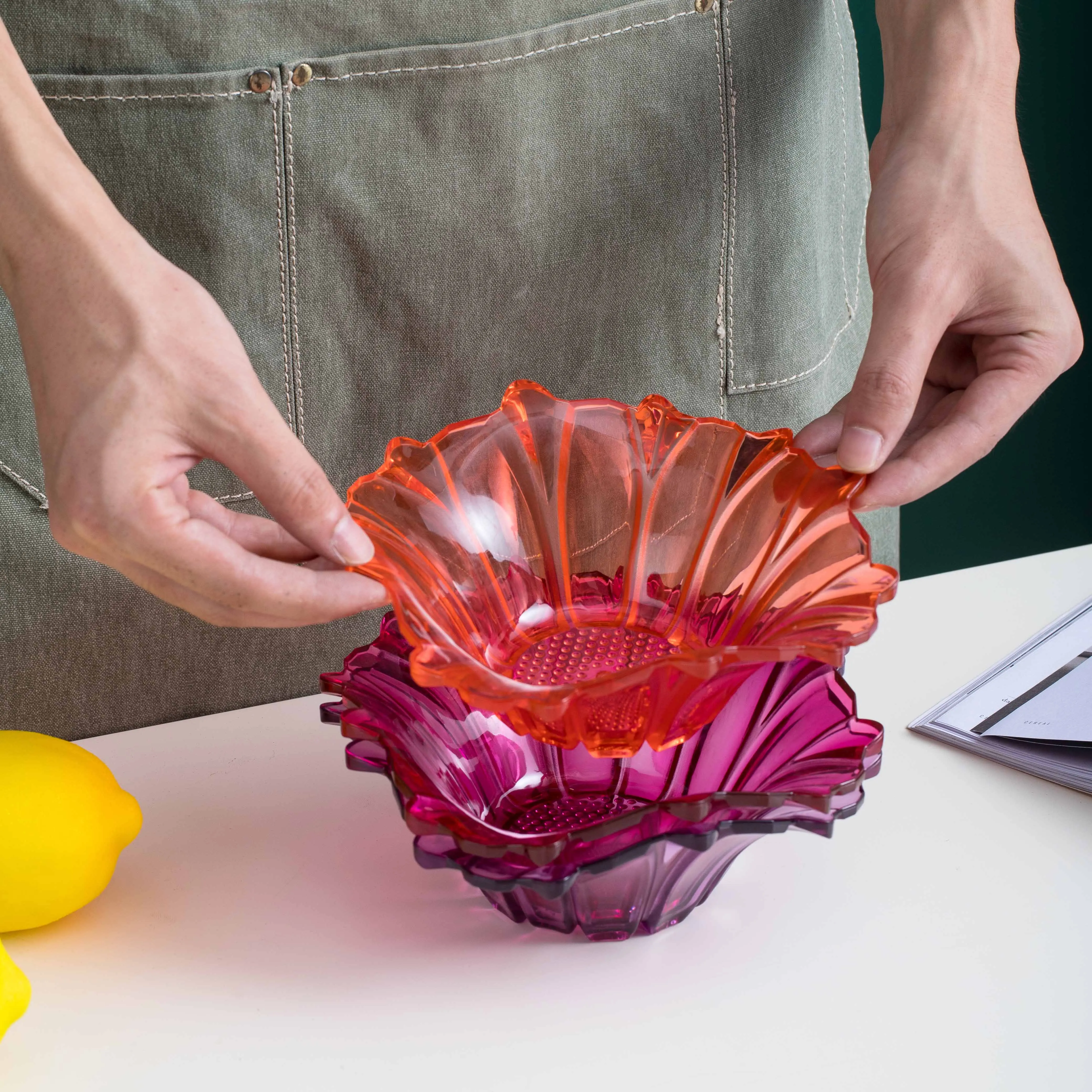 18*18*6.7cm Factory wholesale party decor dishes decorative plates crystal sundry tray fruit plate