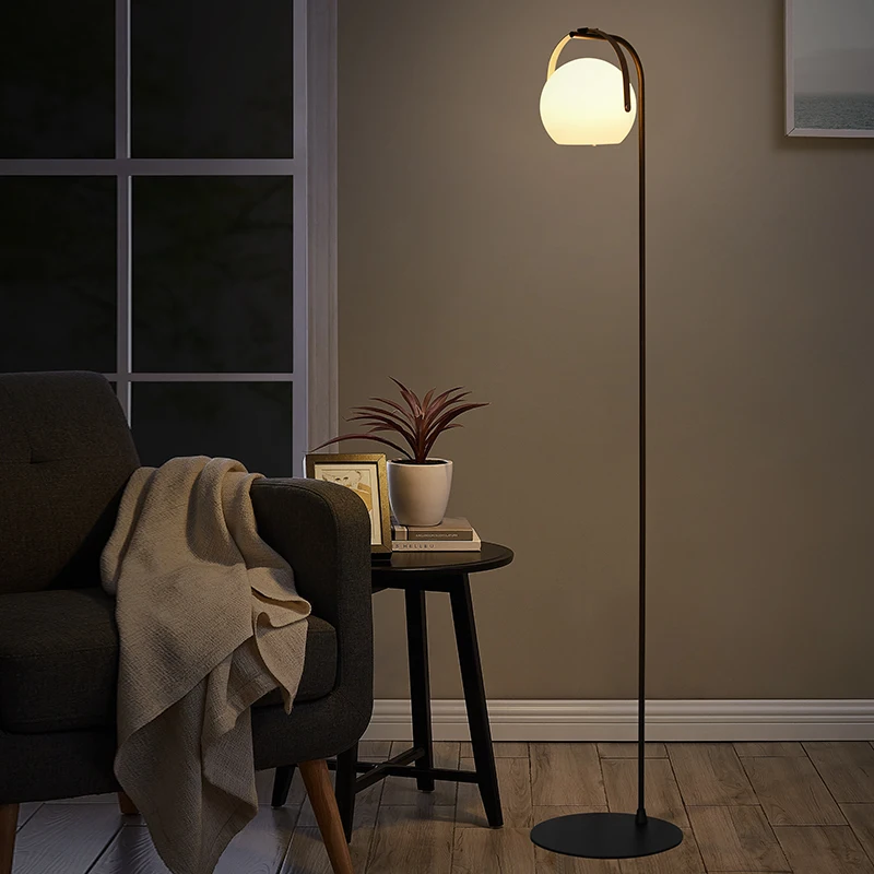 BSCI Factory High Quality Custom Floor Lamp Standing Metal Upright Stand Portable Dimmable RGB Hanging Lantern Lamps For Bedroom