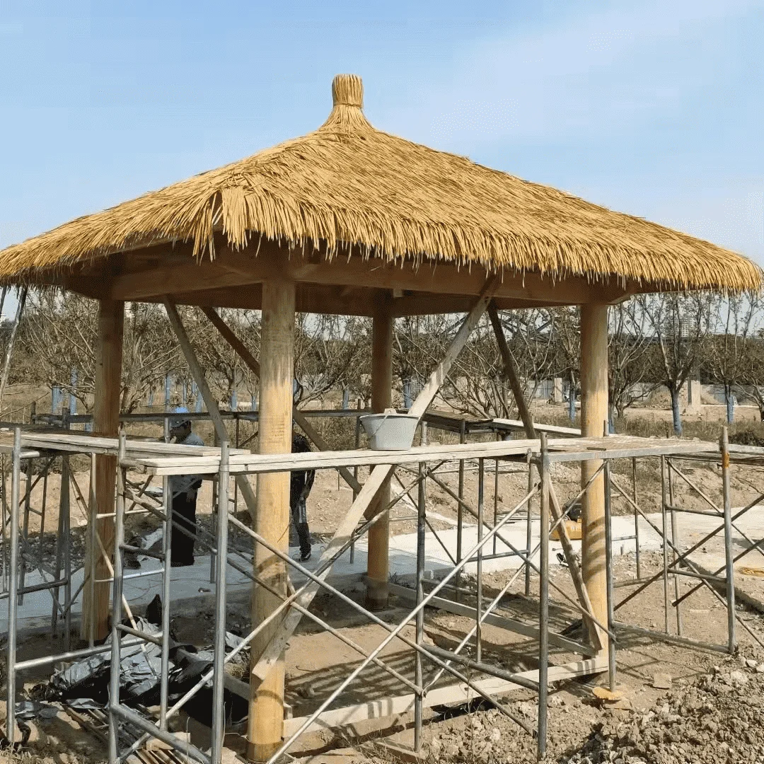 Wholesale Plastic Synthetic-thatch-roof Simulated Fireproof Artificial Thatch Roof
