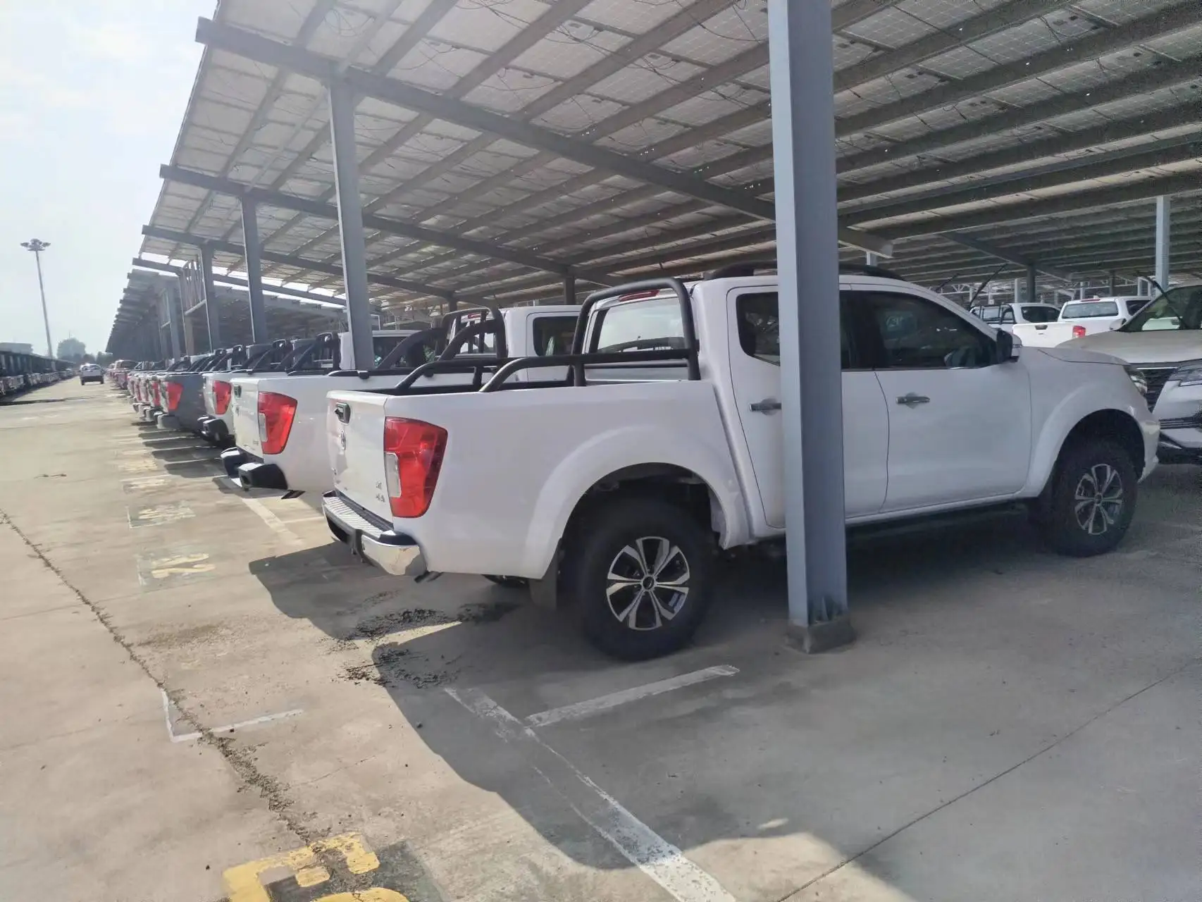 China NO.1 Dongfeng Rich 6 pick up truck 4x4 diesel gasoline double cab 8AT pick up car