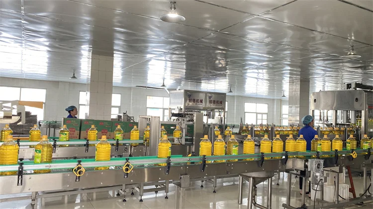 Wholesale 100% Pure Edible Refined Sunflower Oil Edible by Changcom