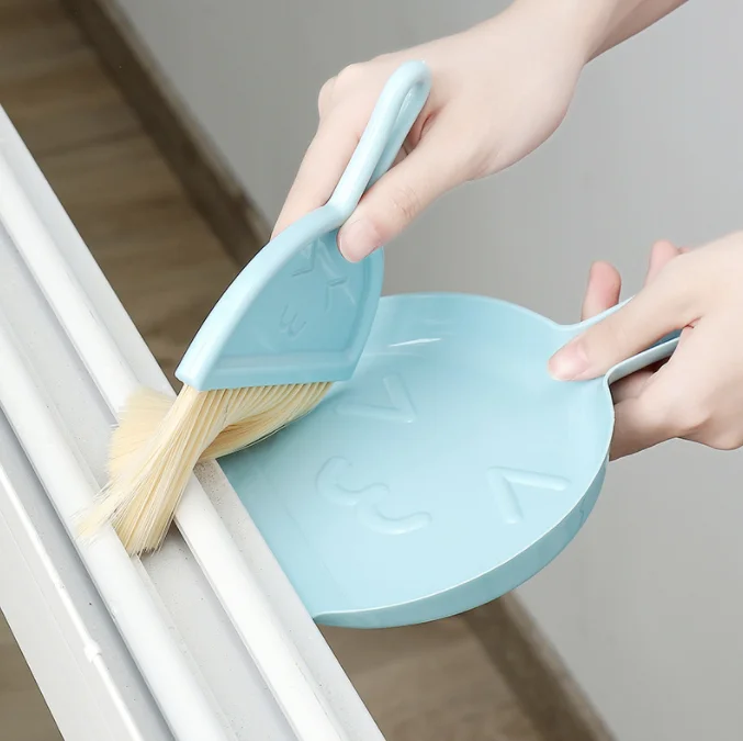Household desktop mini broom keyboard cleaning brush with dustpan small broom set computer sundry brush