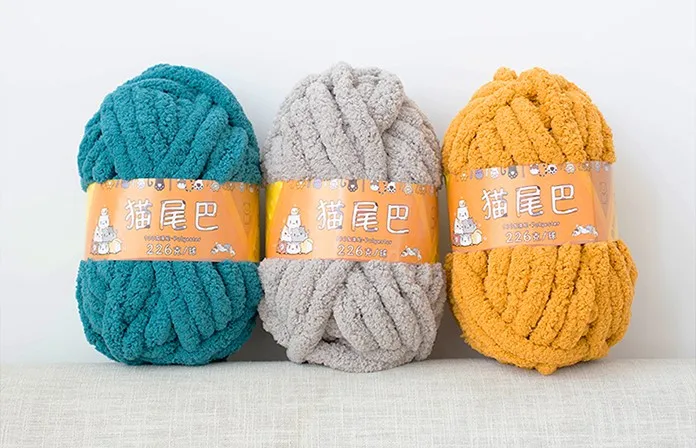 Wholesale Arm Knitting Soft Crocheting Bulk Polyester Chunky Chenille Yarn for Hand Knitting