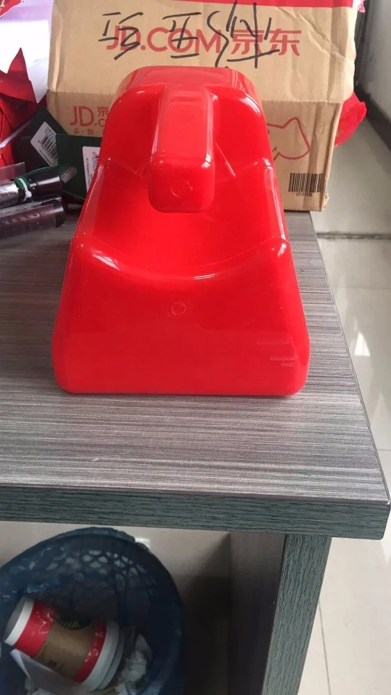 2 Quart  Horse Plastic Feed Scoop