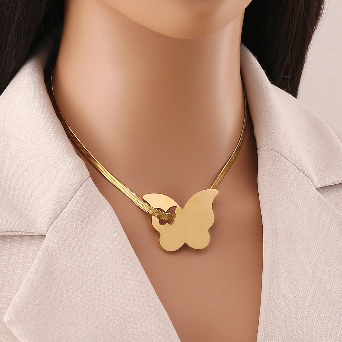 Dazgirl mariposa collar de acero inoxidable personalizado