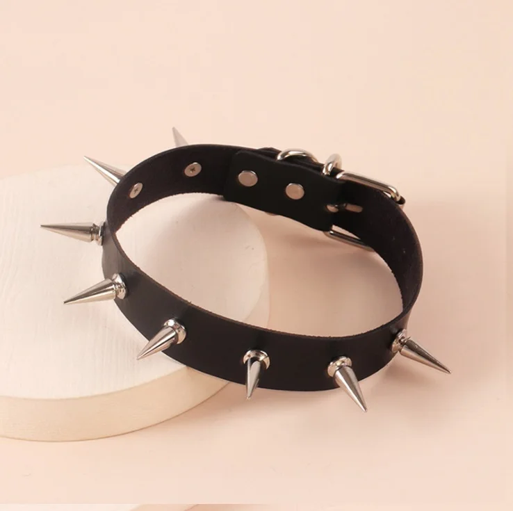  Sexy Neck Choker Necklace Exaggerated Punk Rivets Studs Collar