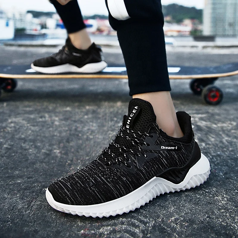 Оптовая продажа модные дизайнерские дышащие Спортивные кроссовки Flyknit повседневные для