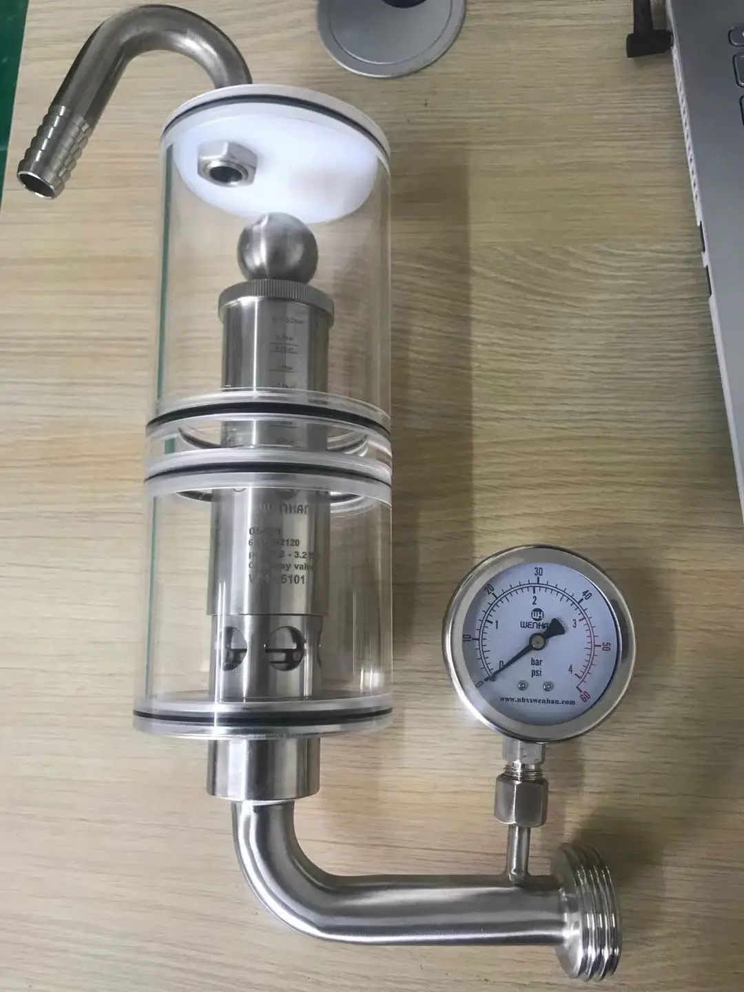 Bunging Device Beer Air Regulator Valve with CO2 Capturing