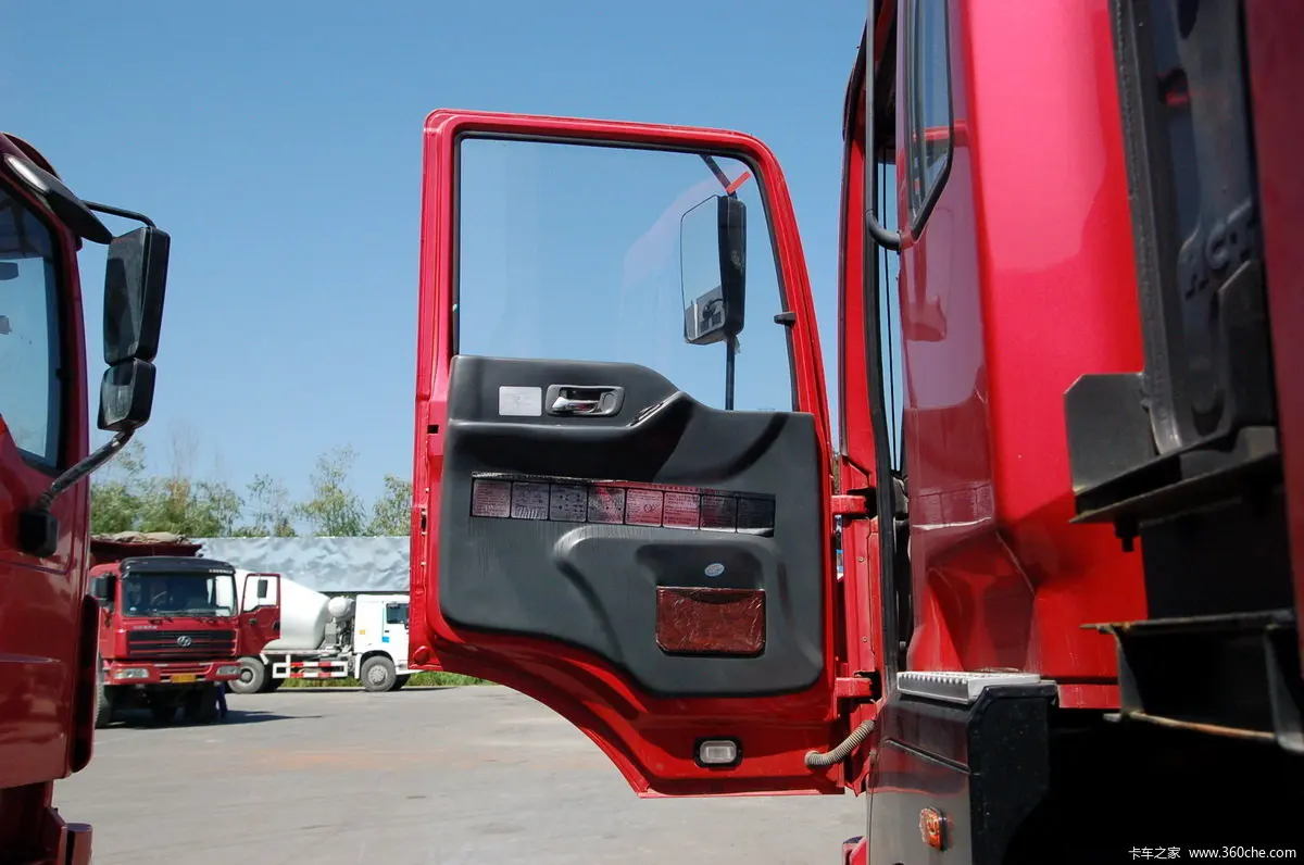 Hongyan New Dakang тяжелый грузовик лидер продаж широко используемый sain 6X4 ручной