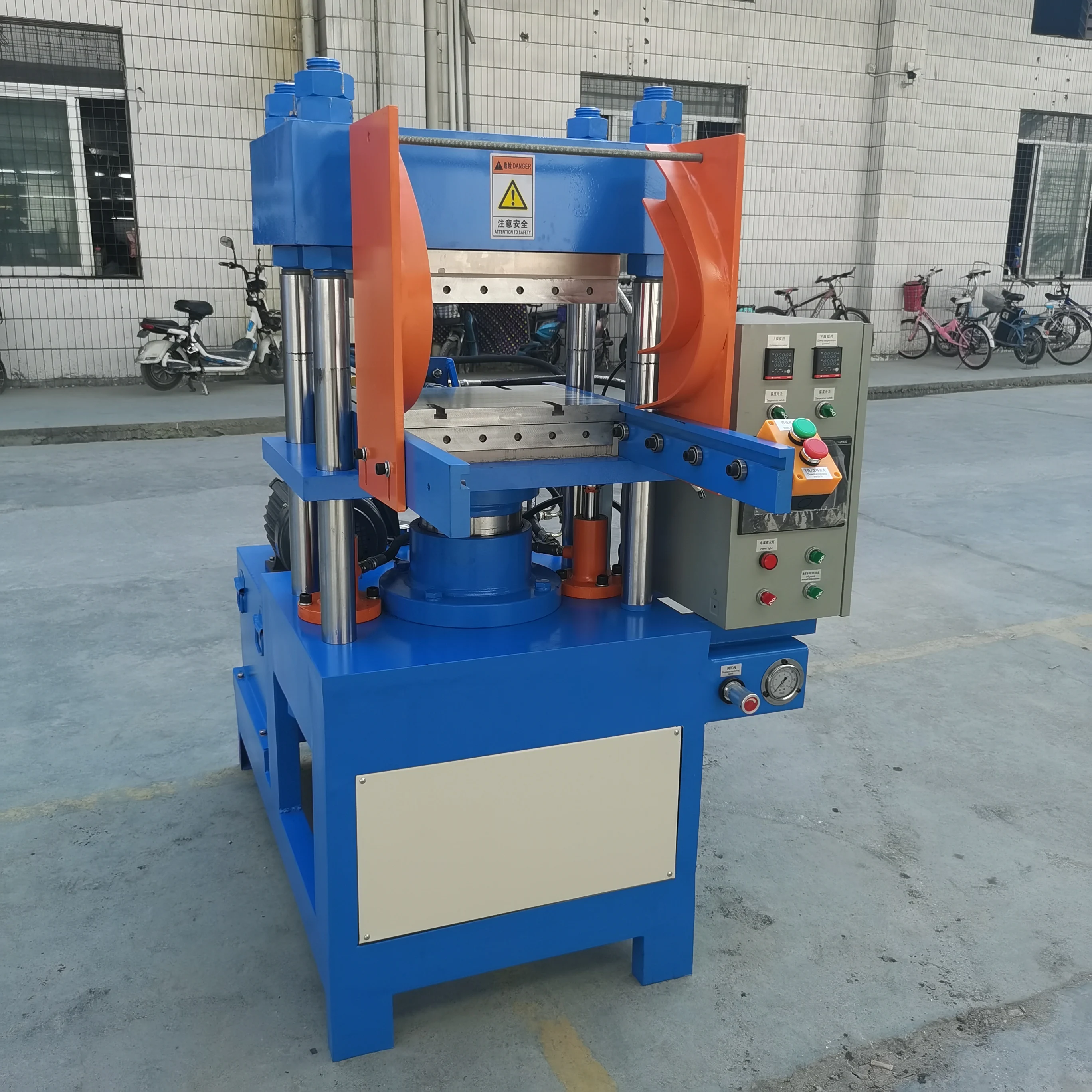 
Машина горячего прессования для чехлов EVA, машина горячего прессования 