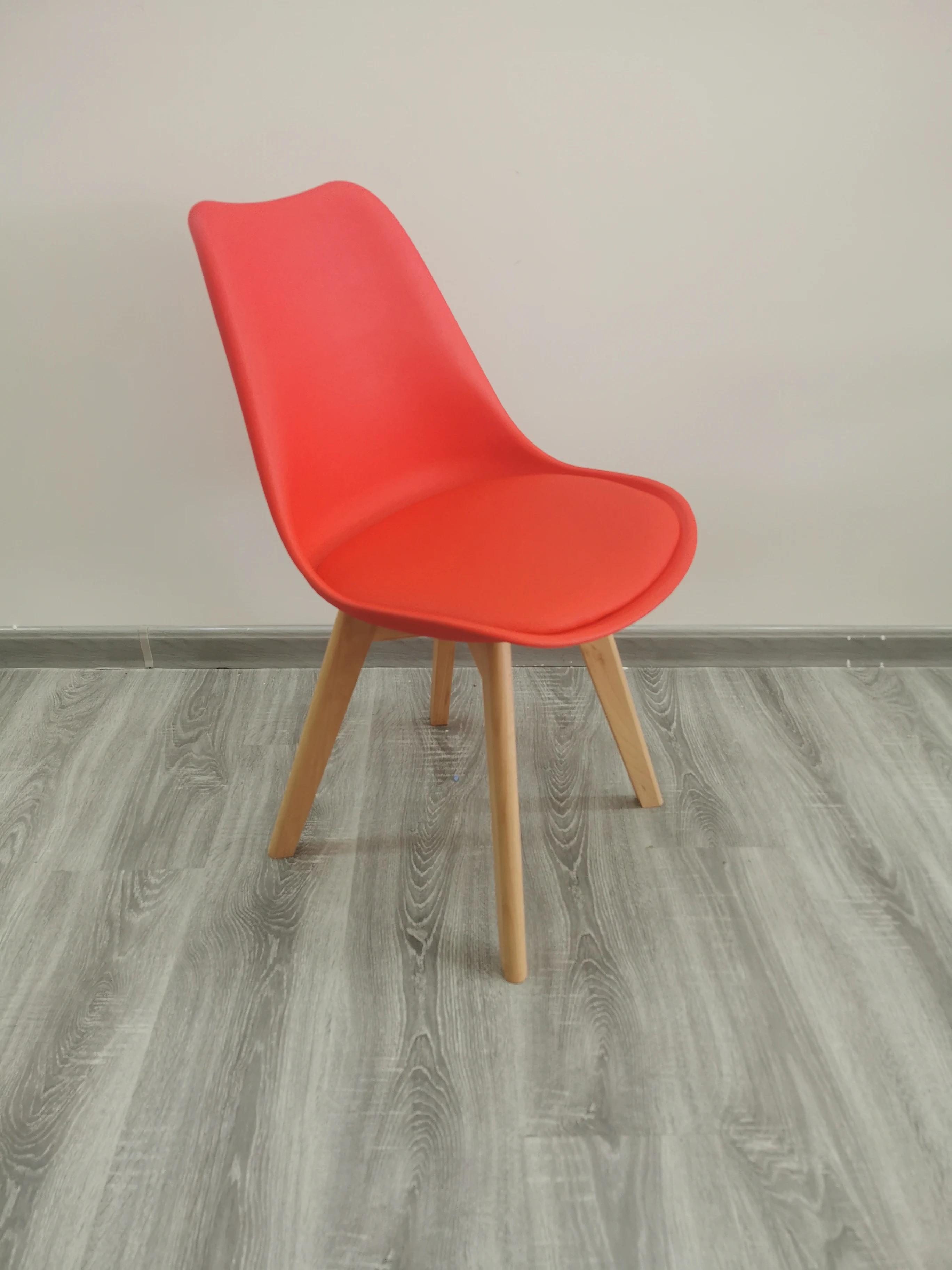 Wholesale Prices Living Room Chairs with PU Cushion Nordic Wooden Tulip Dining Chair with Wood Legs