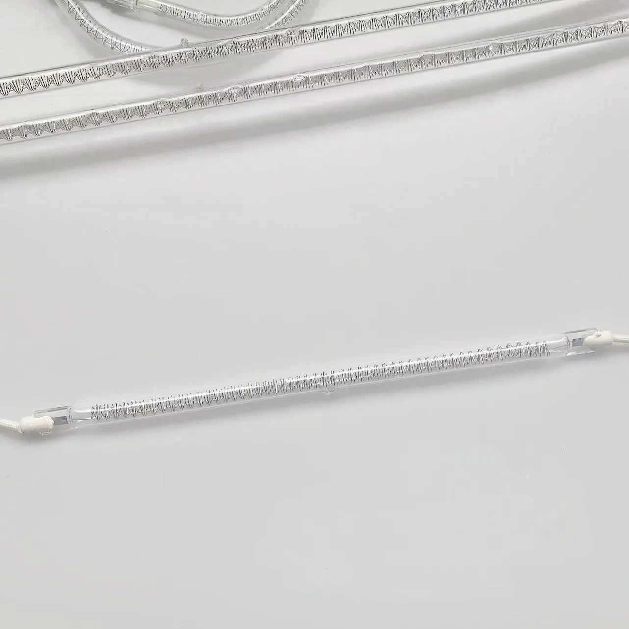 Heat resistance clear star filament quartz tube short wave halogen infrared heat lamp for bathroom