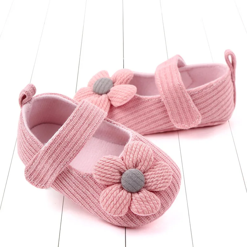 Baby Girls Cotton Shoes Retro Spring Autumn Toddlers Prewalkers Cotton Shoes Infant Soft Bottom First Walkers