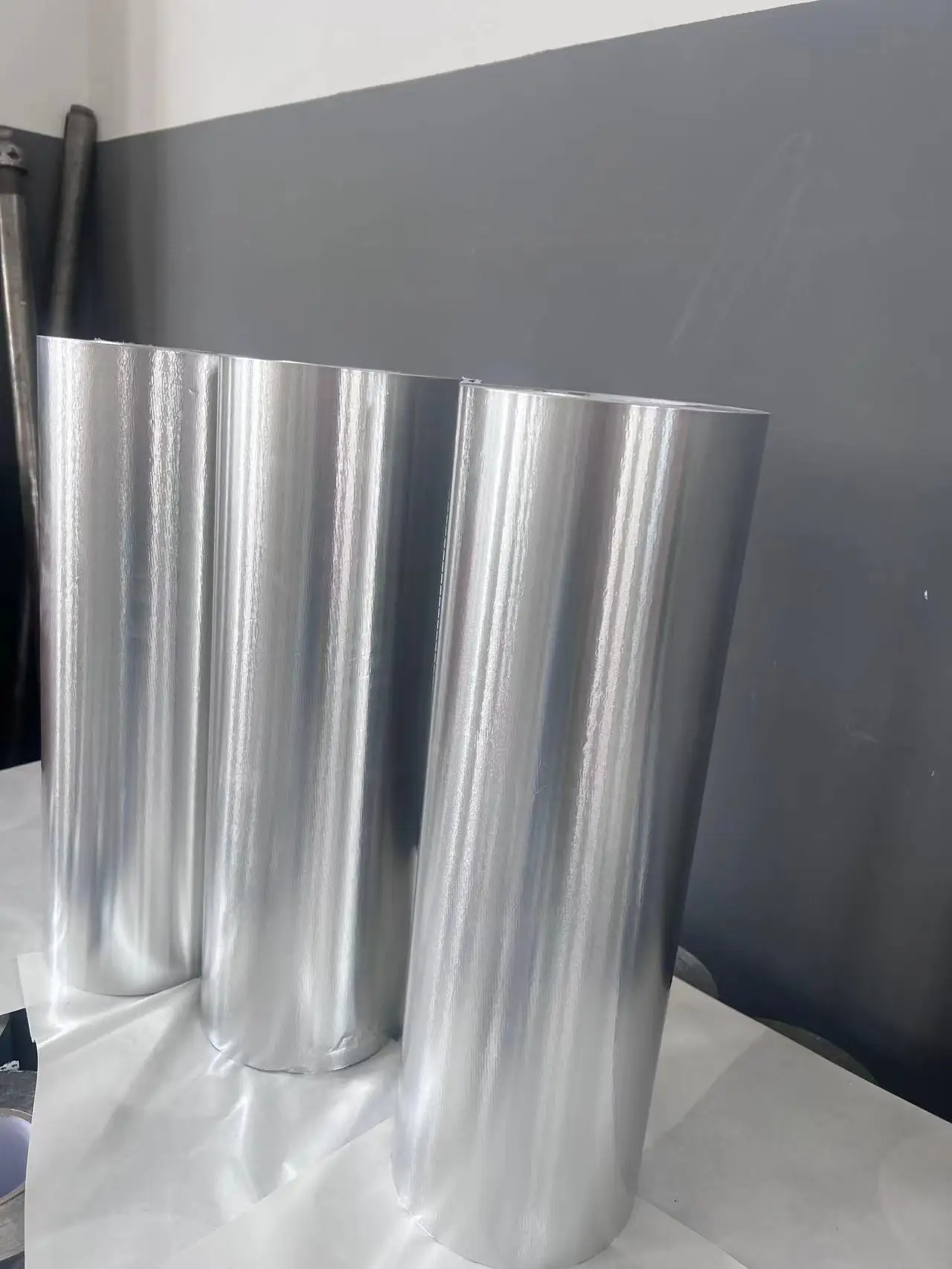 Pipe Joints Prevent Moisture Heat Resistant System Silver Waterproof Adhesive Backed Aluminum Foil Tape