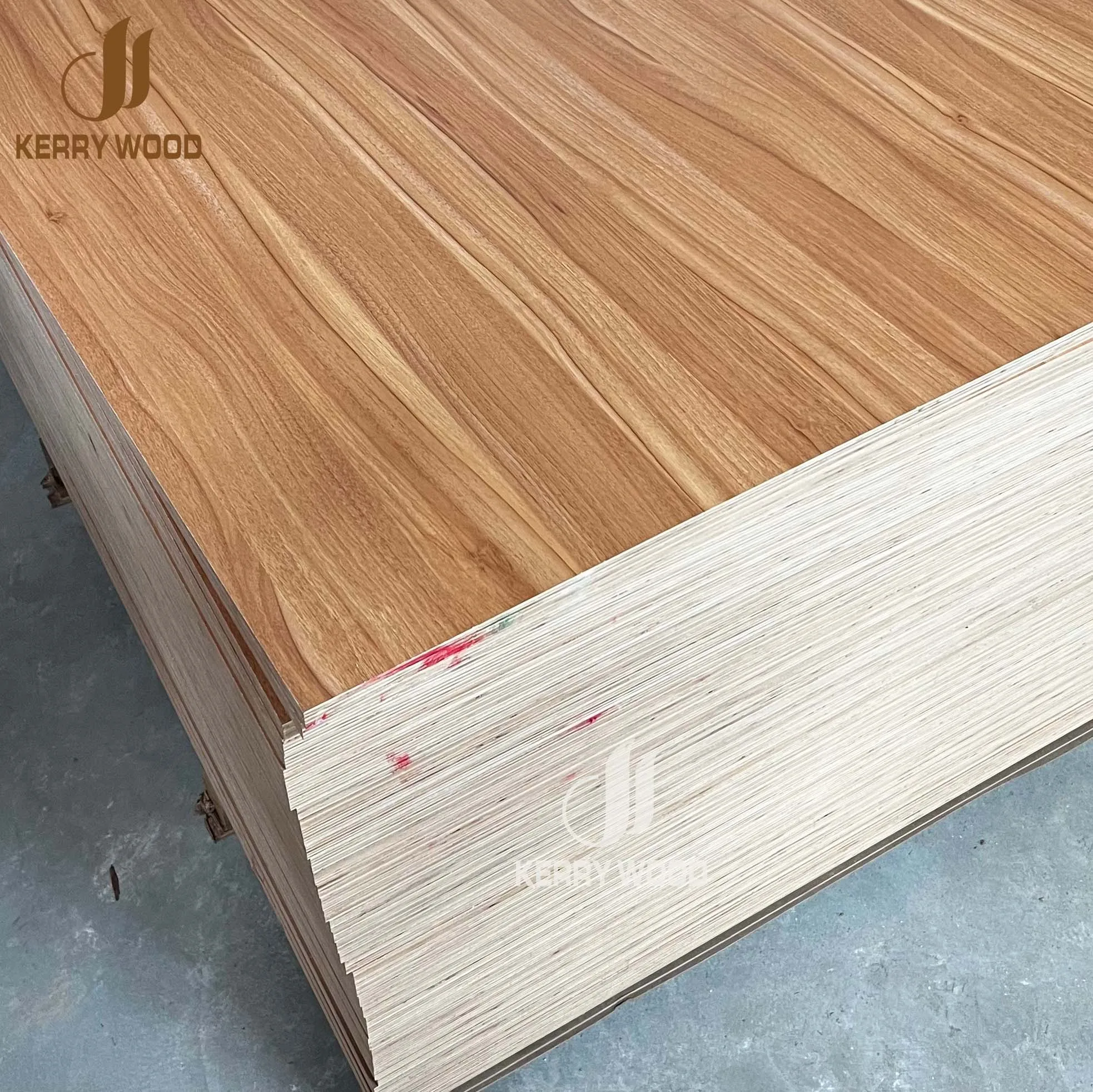 Professional Manufacturer Durable Furniture Board 5/9/18/25mm Melamine Multilayer Solid Wood Plywood