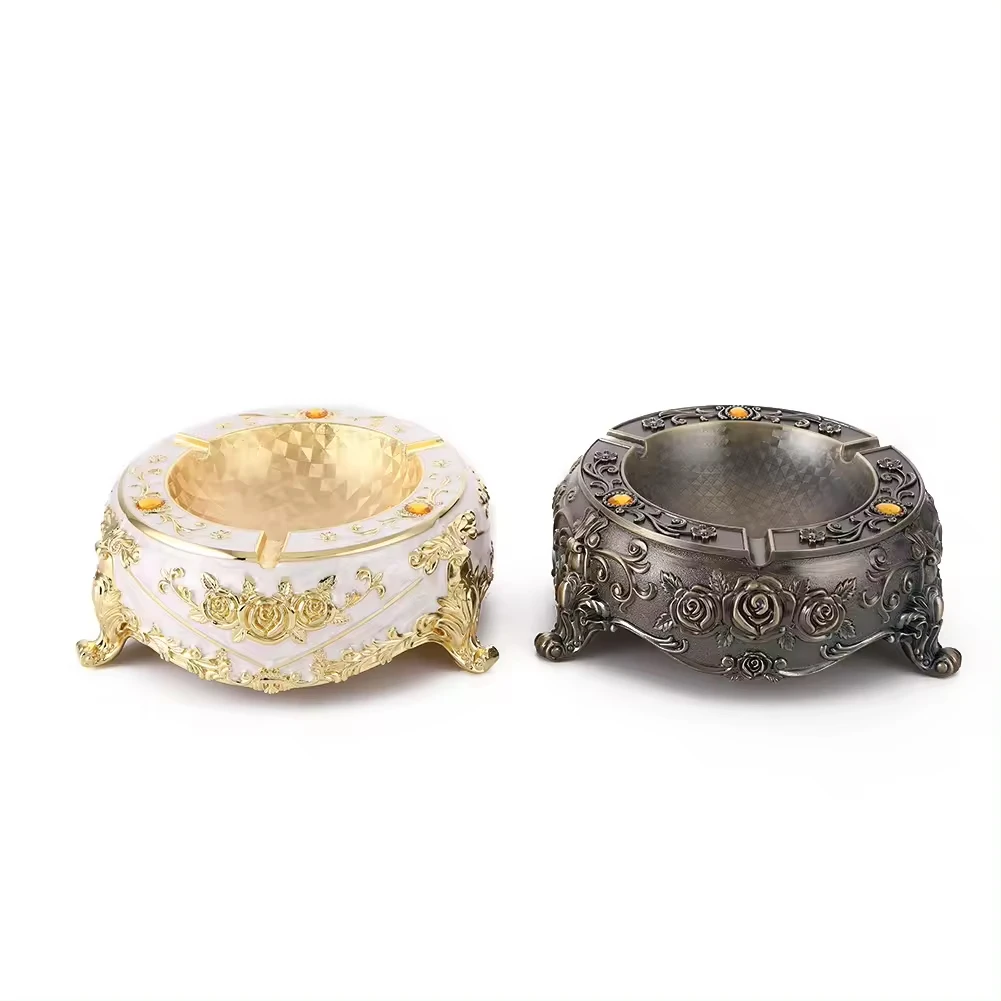 Wholesale Vintage Metal Home Ashtray Office Creative Metal Ashtray With Lid To Prevent Flying Ash