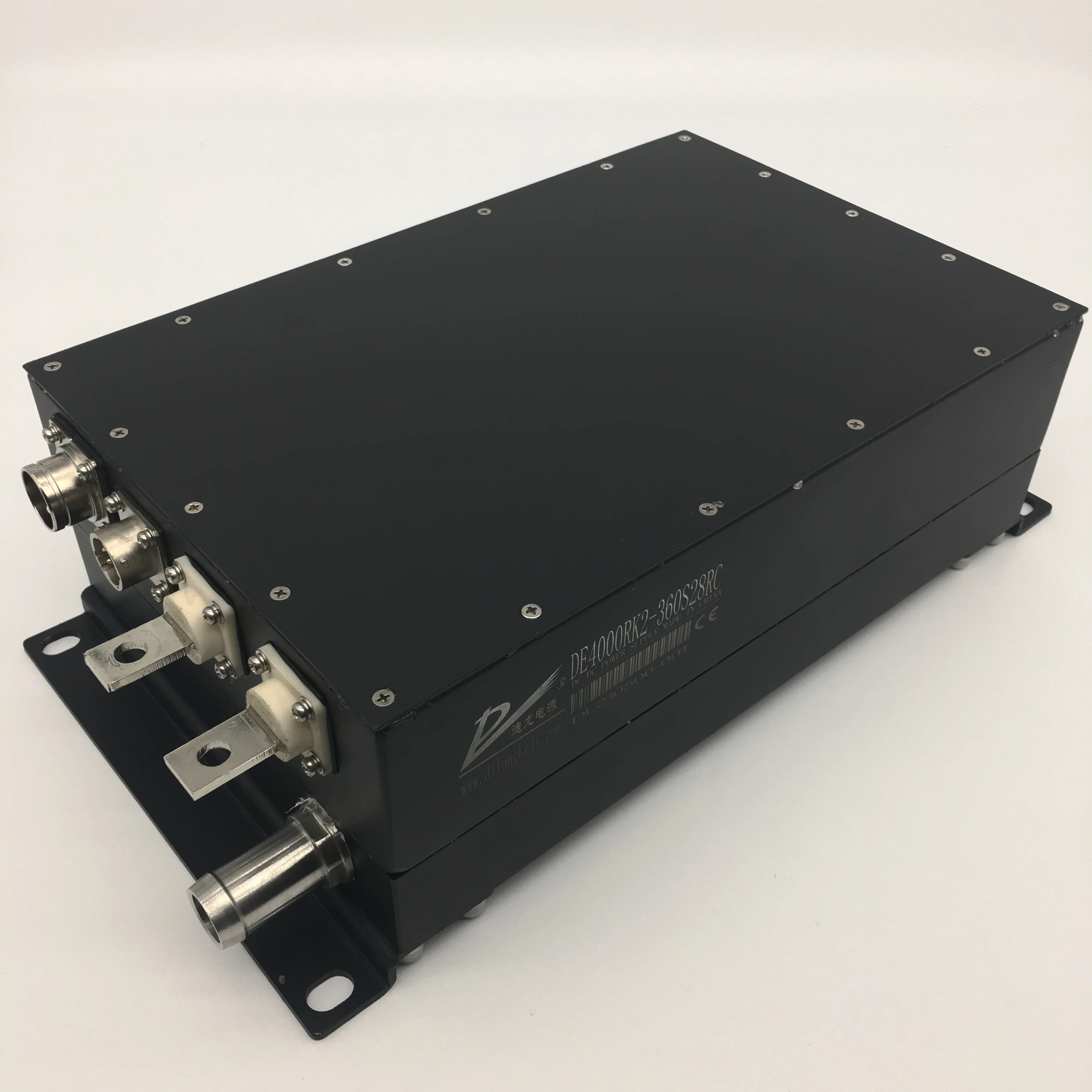 4kW жидкостное охлаждение 360V-24V DC-DC конвертер