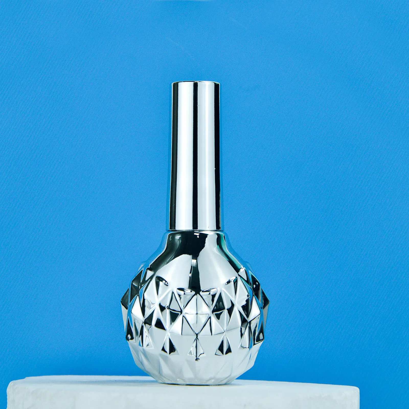 Factory OEM Custom Empty Uv Gel Nail Polish Glass Bottle With Cap Flat Dupont Brush Guangzhou Electroplate Plating Silver Bottle