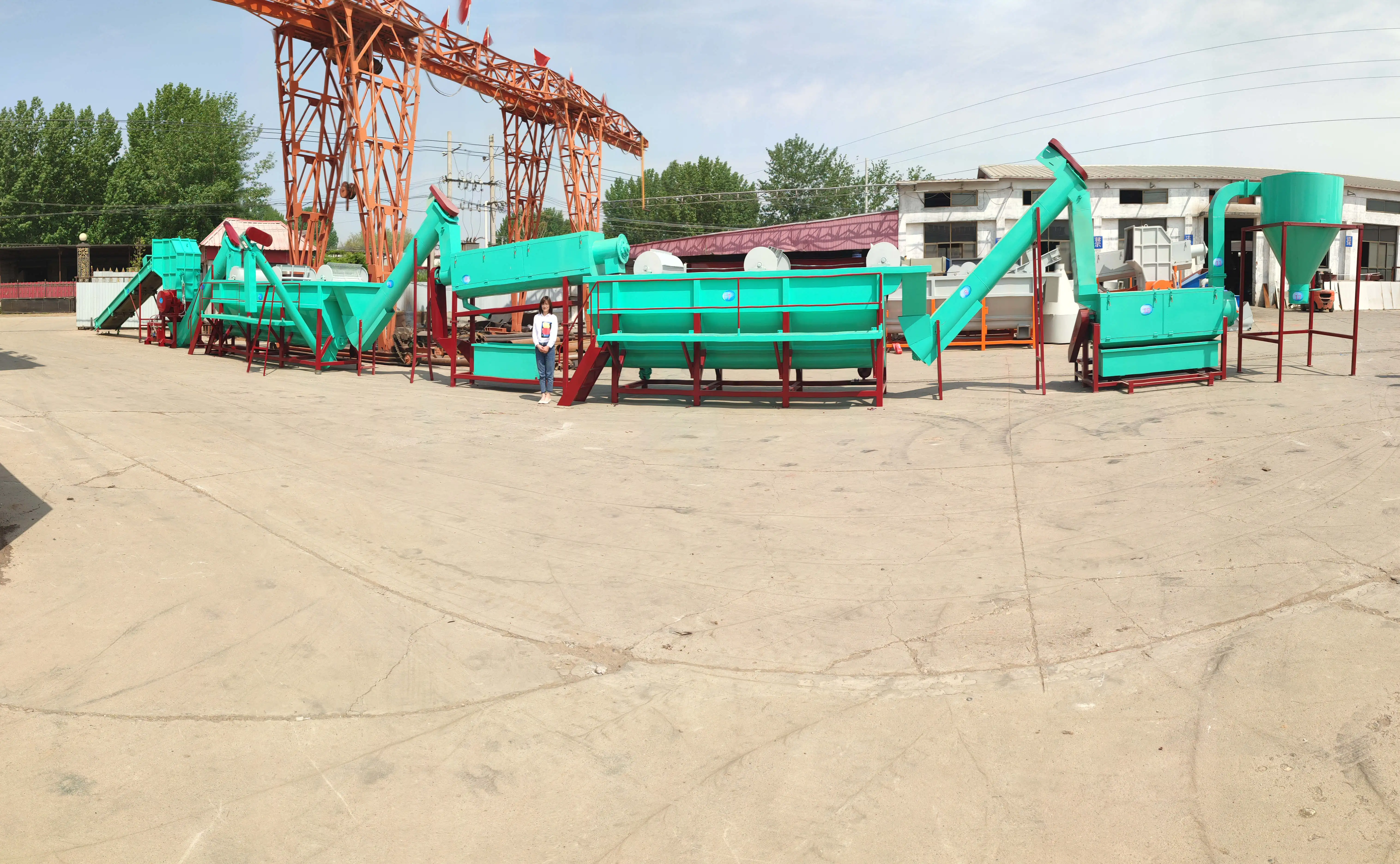 plastic bags, bottles, cups, PP PE PVC, HDPE, LDPE crushing washing line