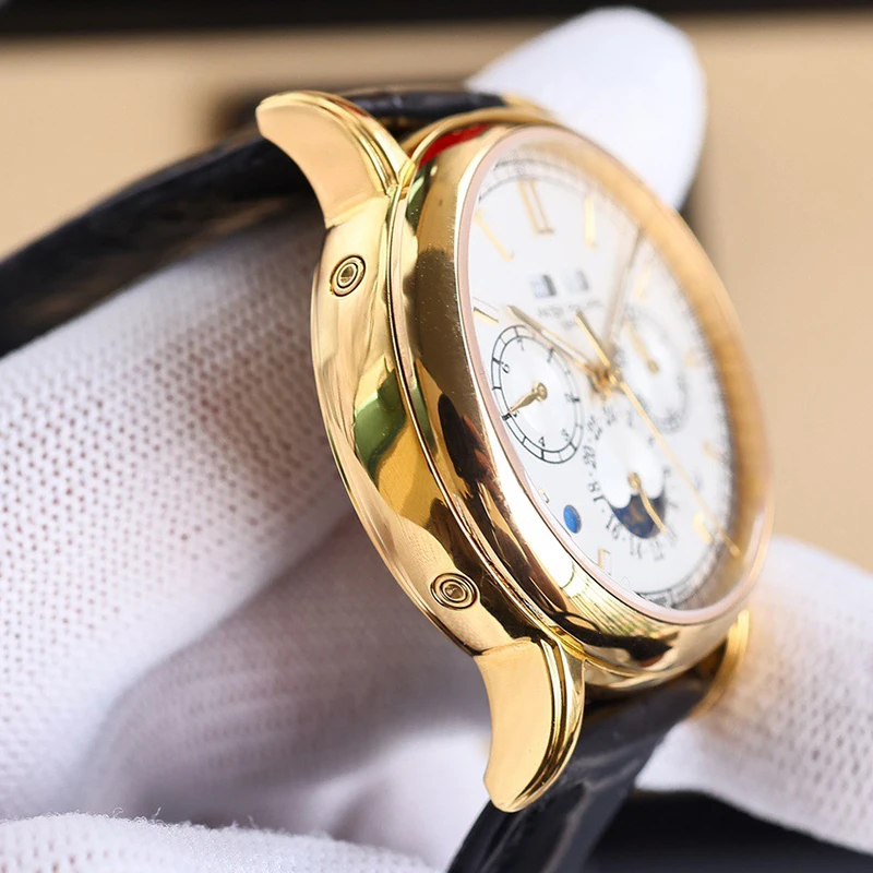 Мужские часы-хронограф с золотым сапфировым стеклом