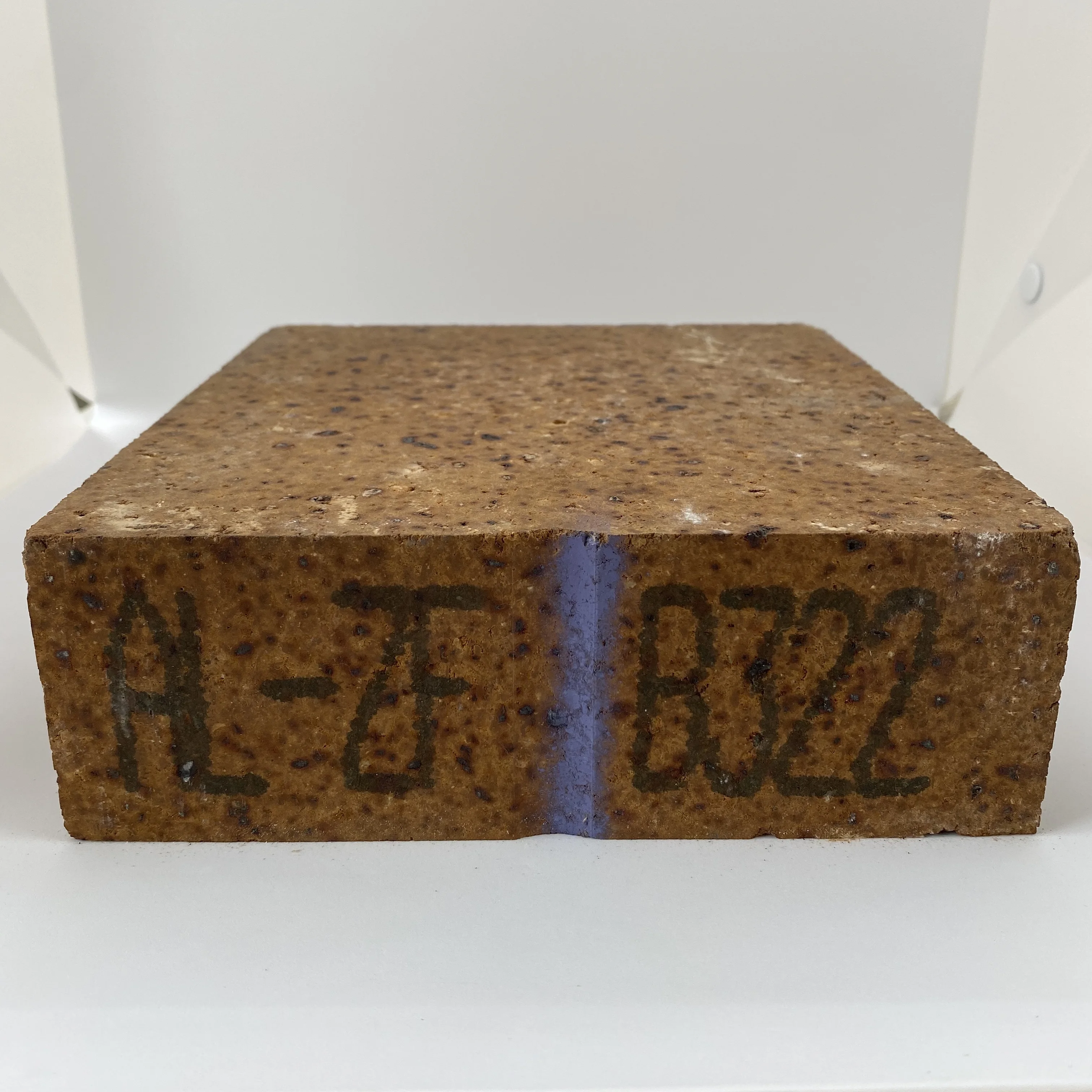 Factory Direct Sales High Strength Magnesia Iron Spinel Refractory Brick