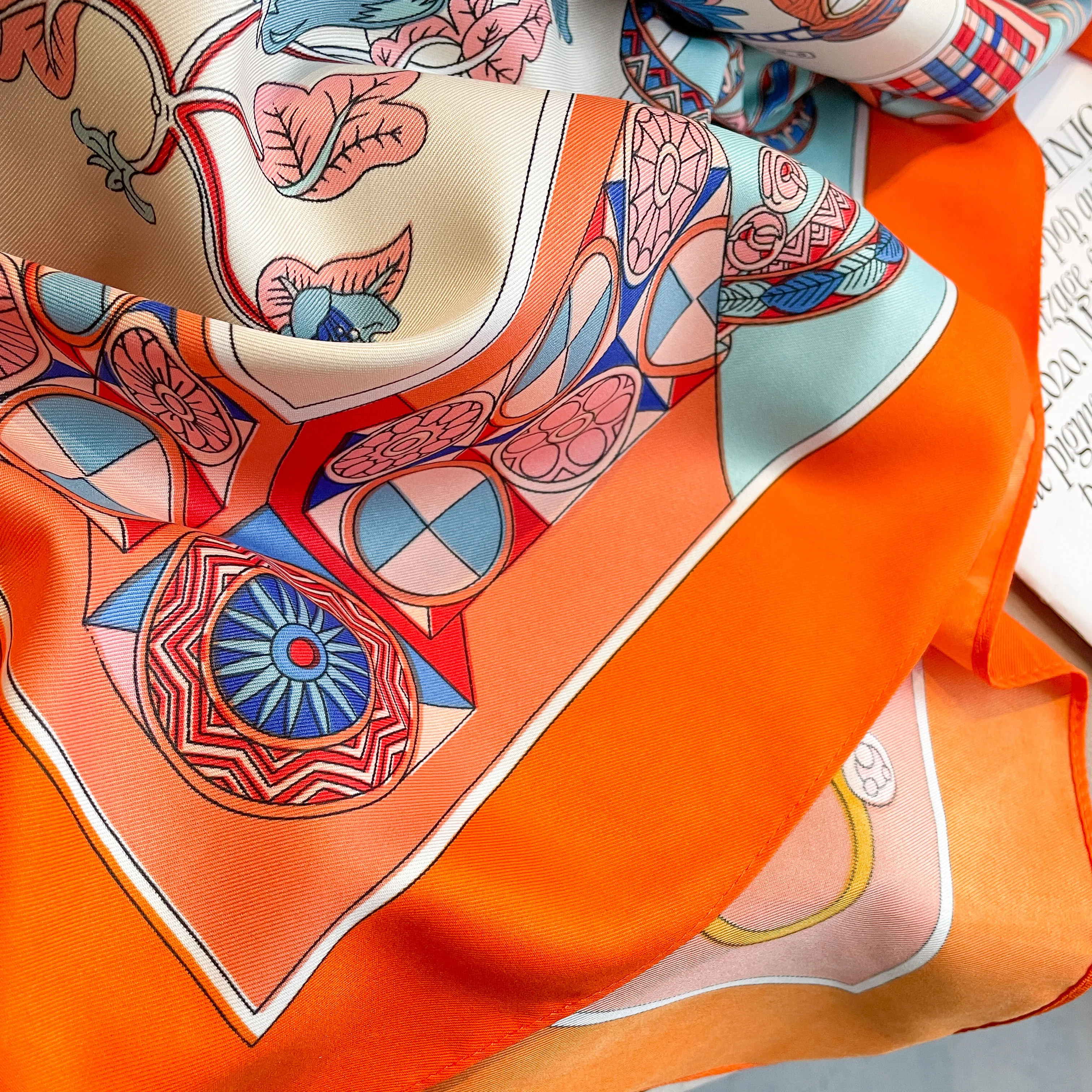 Fashion Printed Twillies  Silk Scarf 90*90 Big Muslim Scarf Hijab Print New Satin Silk  Bandana Women Square Digital