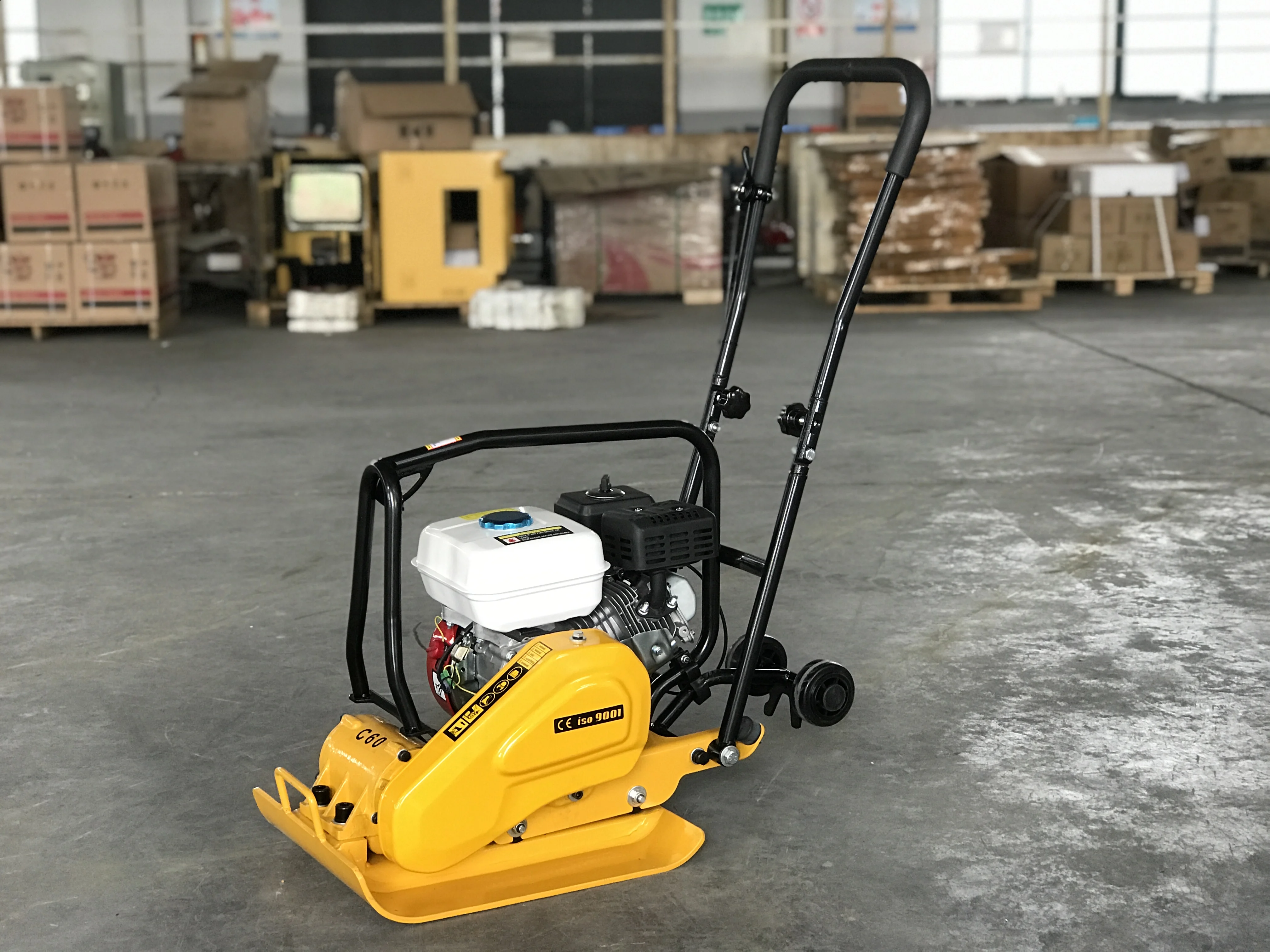 C-60 пластинчатый уплотнитель 65 кг с бензиновым двигателем Loncin 6 5 л.с.