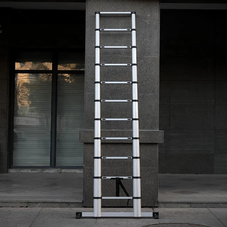 3.8M TELESCOPIC LADDER3.8M TELESCOPIC LADDER