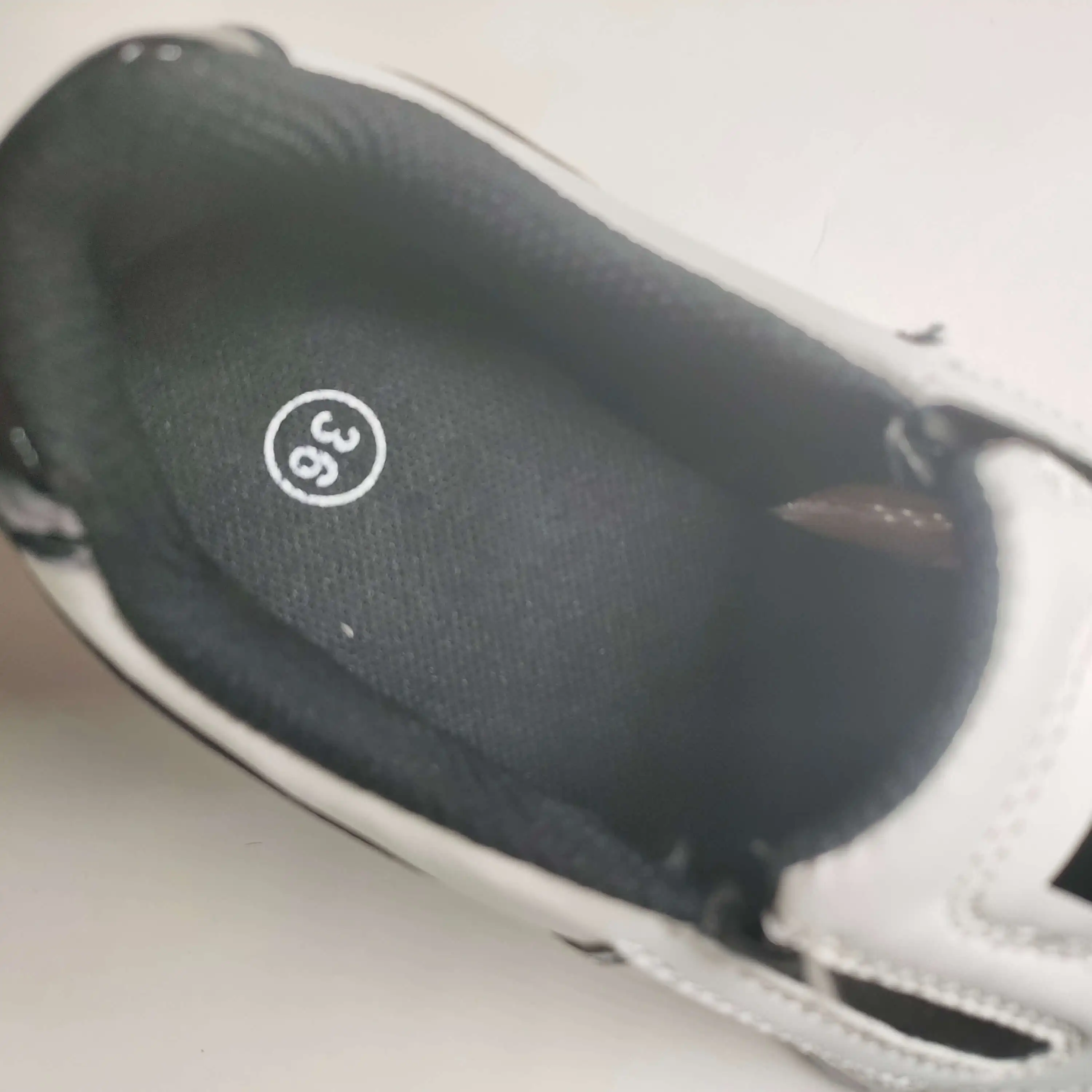 Comfortable cheap sample free shipping wholesale Durable taekwondo shoes