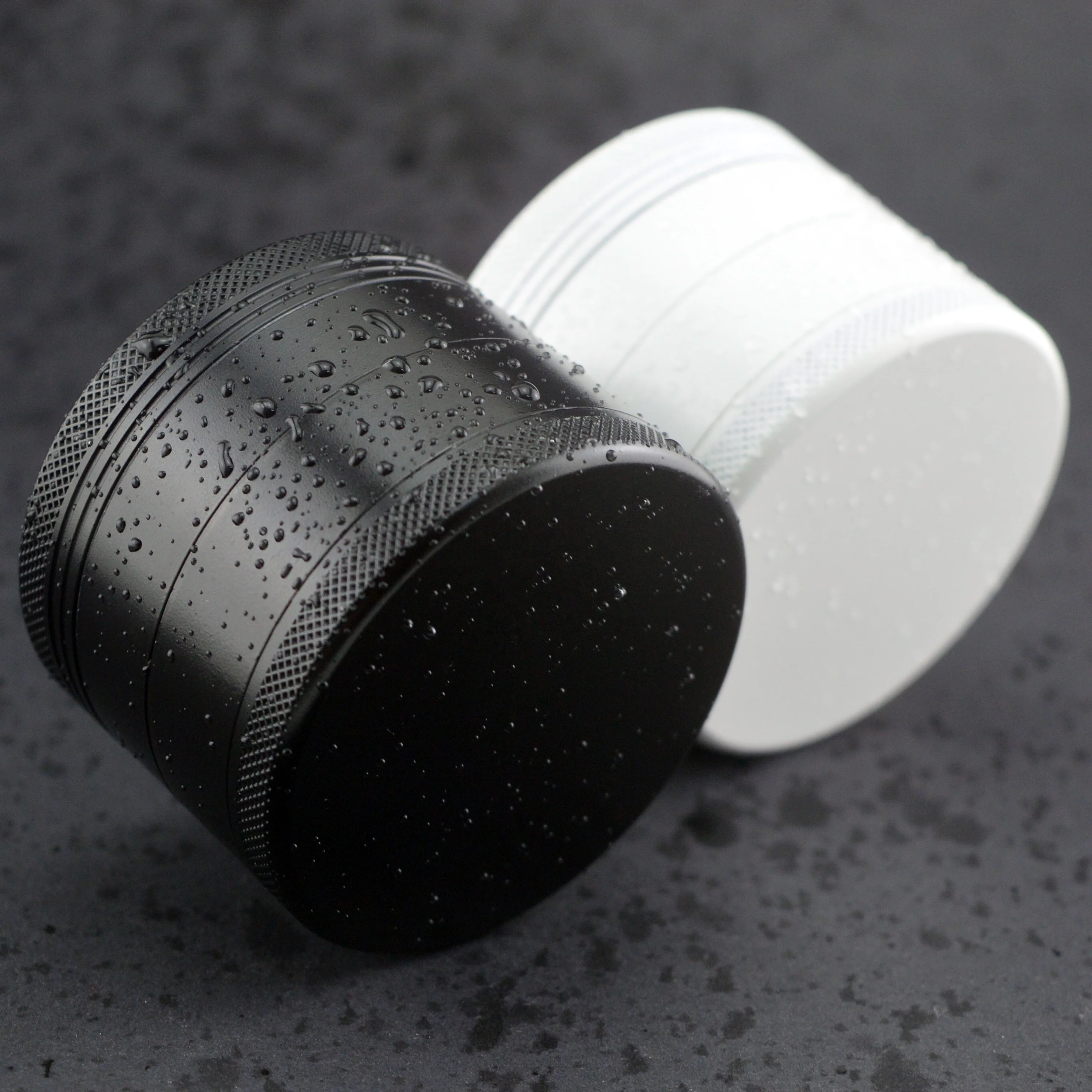 Vagrinders Hot Selling Wholesale Custom Manual Metal Ceramic Herb Grinder