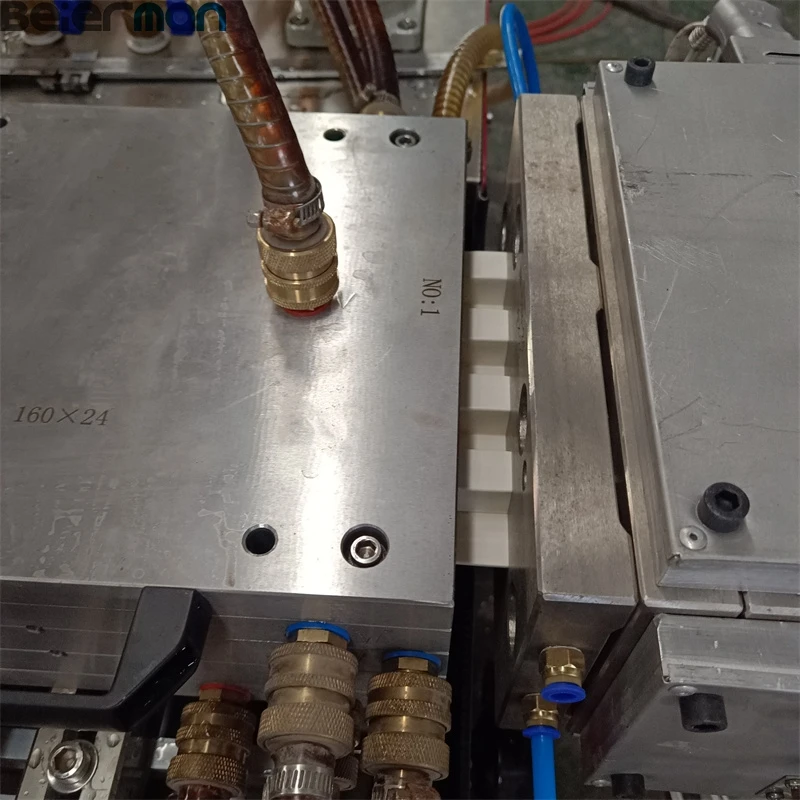 High Speed Automatic High Productivity PVC Profile Production Line For Sale