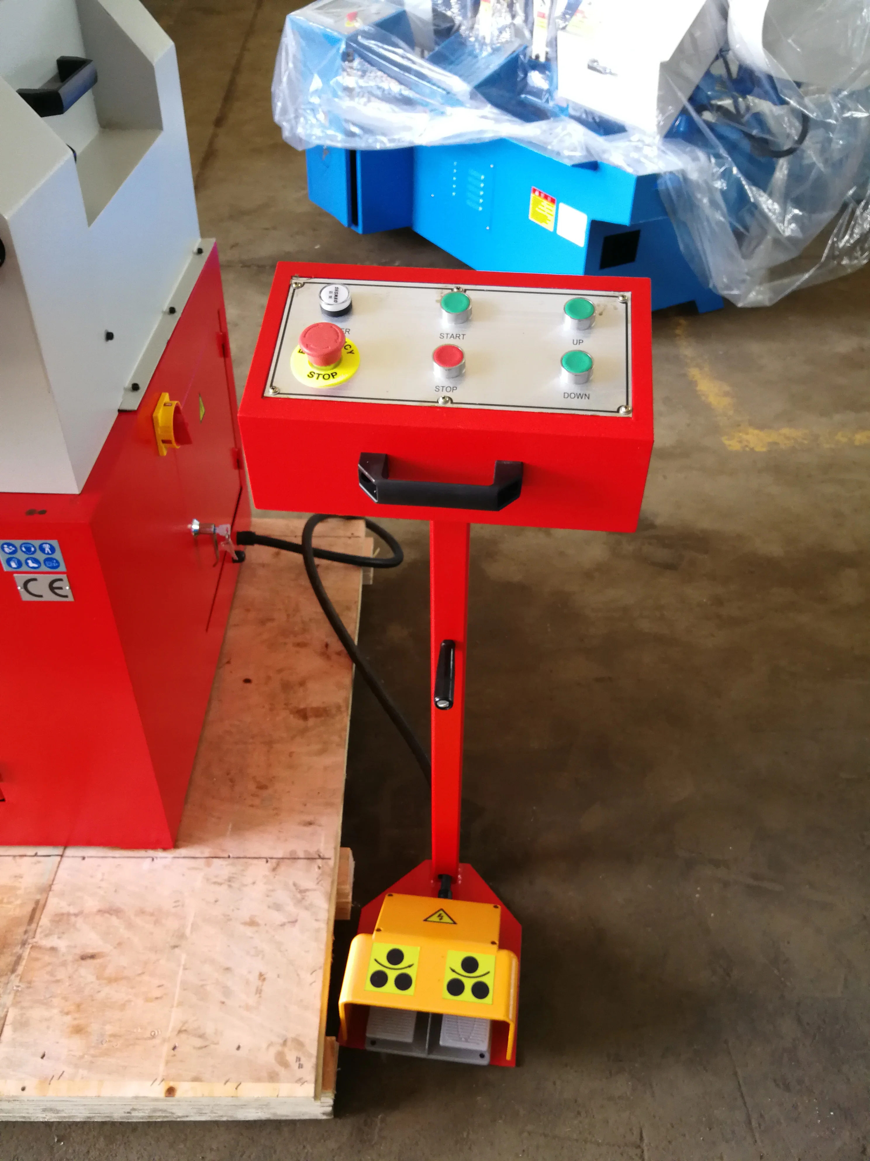 Vertical and Horizontal Hydraulic Profile  round bending machine HRBM65 with Foot Pedal Best Quality and Price