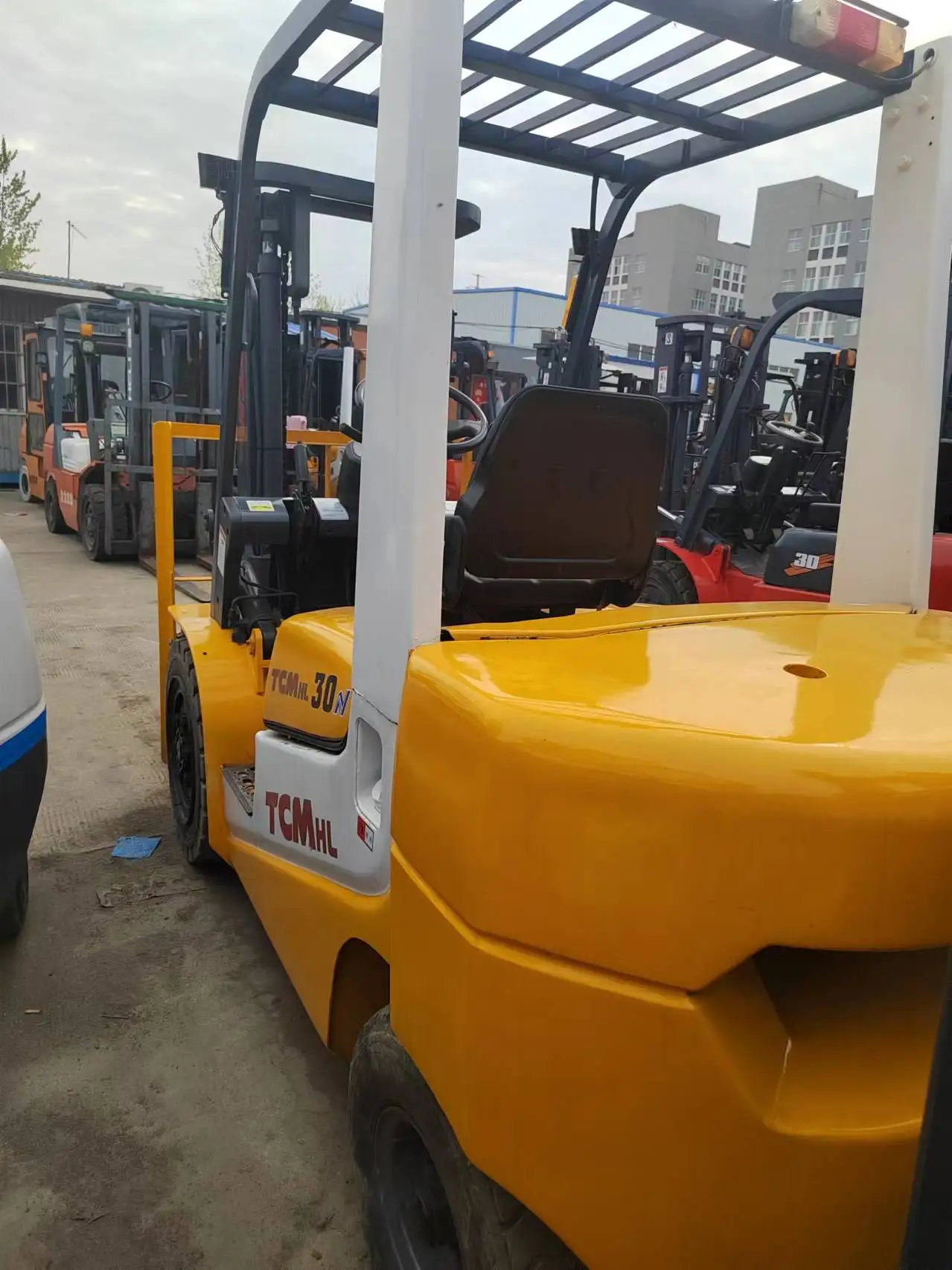 Used Big Discount fork lift diesel TCM 160 Diesel Manual Second Hand Forklift FD160 for Hot Sale TCM 16 Ton Forklift on Selling
