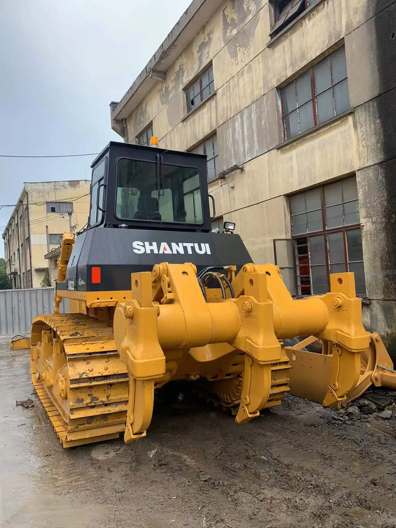 Second Hand Heavy Bulldozer Shantui Sd22 In Good Conditions For Sale Cat D7r