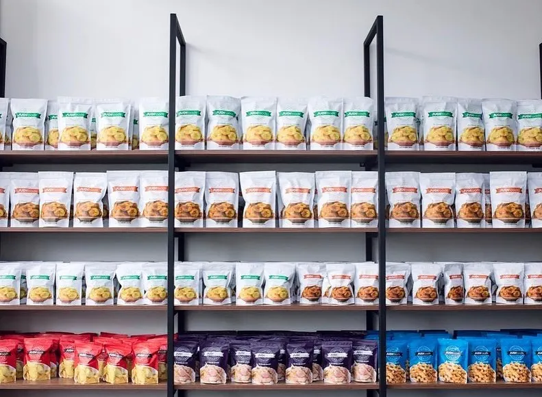 Reusable food packaging.jpg