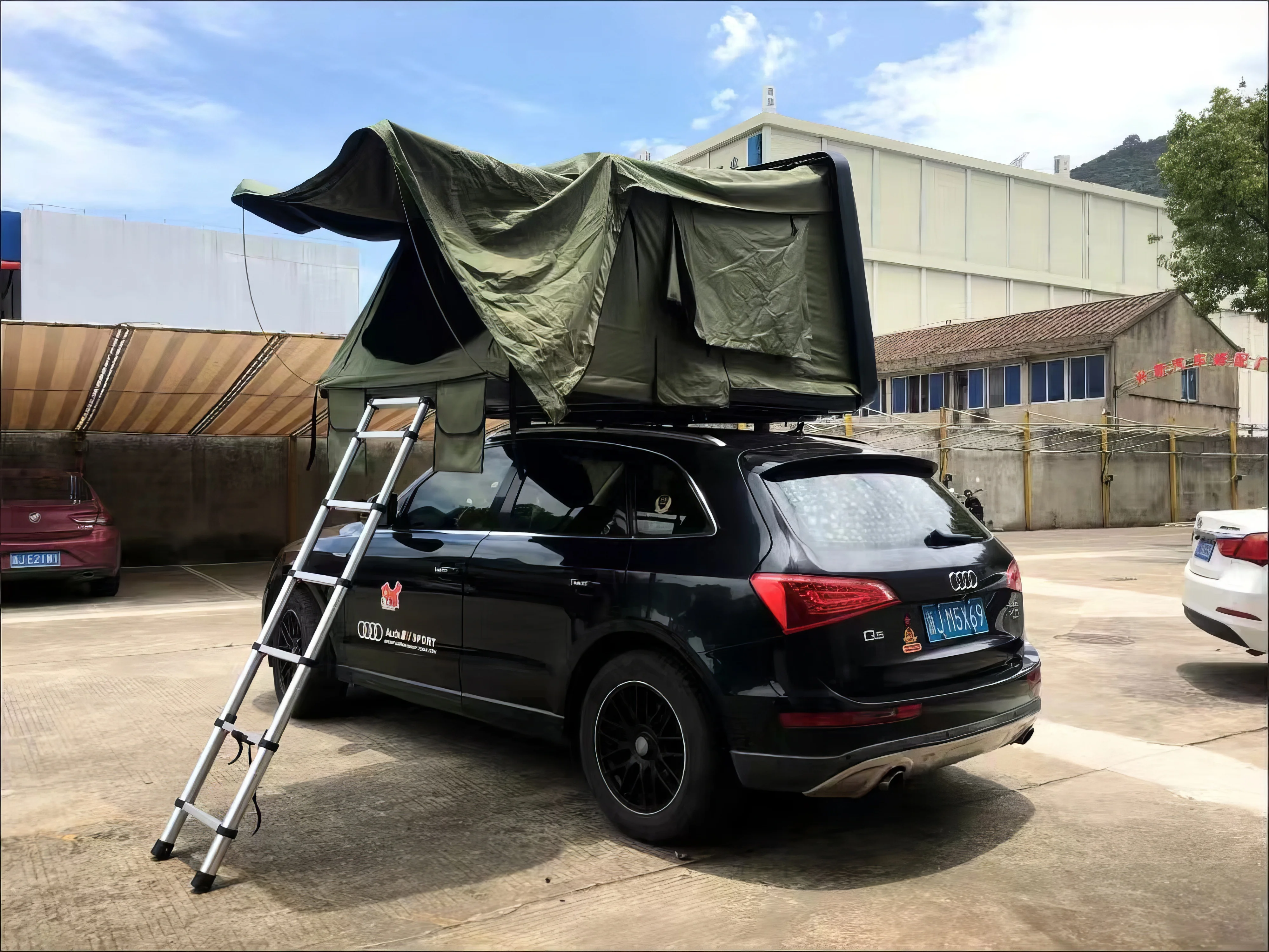 New Travel Wilderness car pickup Outdoor Flip Hard Shell Roof top Ten roof top tent for camping