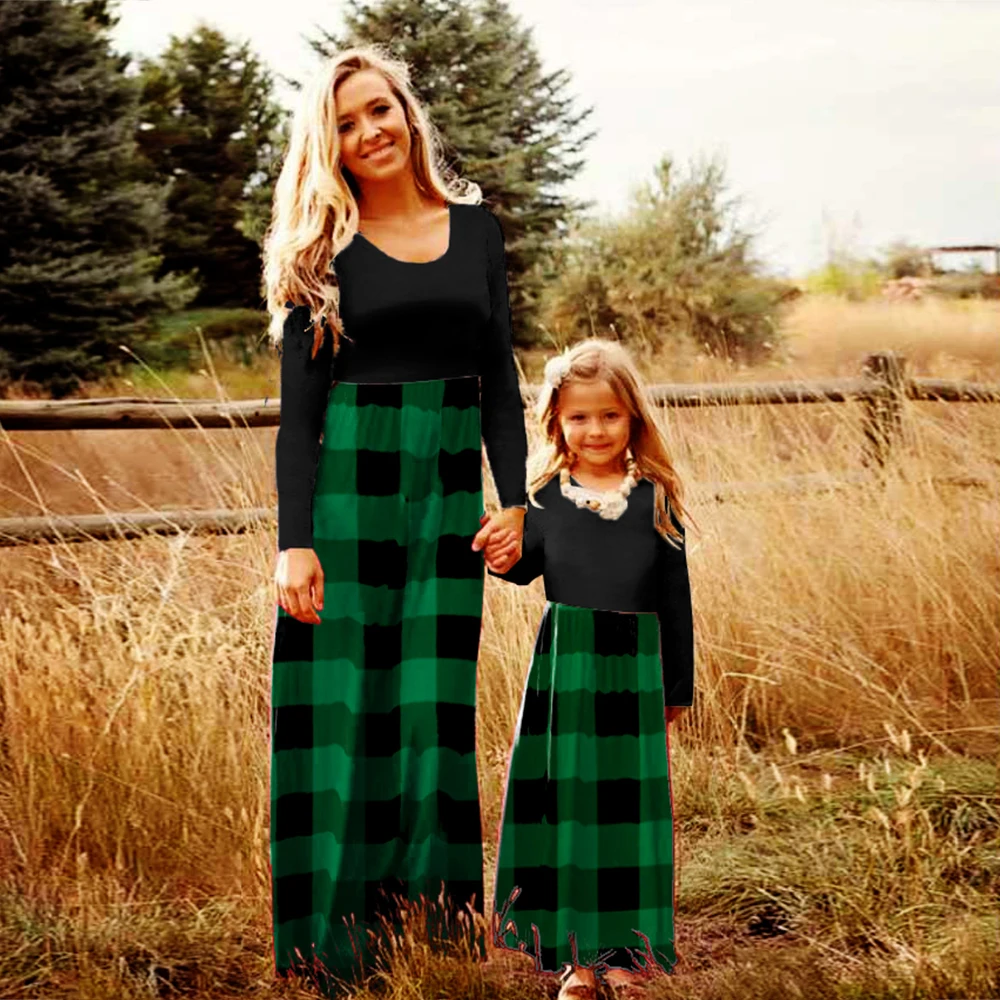 Custom Boutique Mom And Me Matching Dress Spring Autumn Green Plaid Stitched Long Sleeve  Dress Family Matching Clothes Design