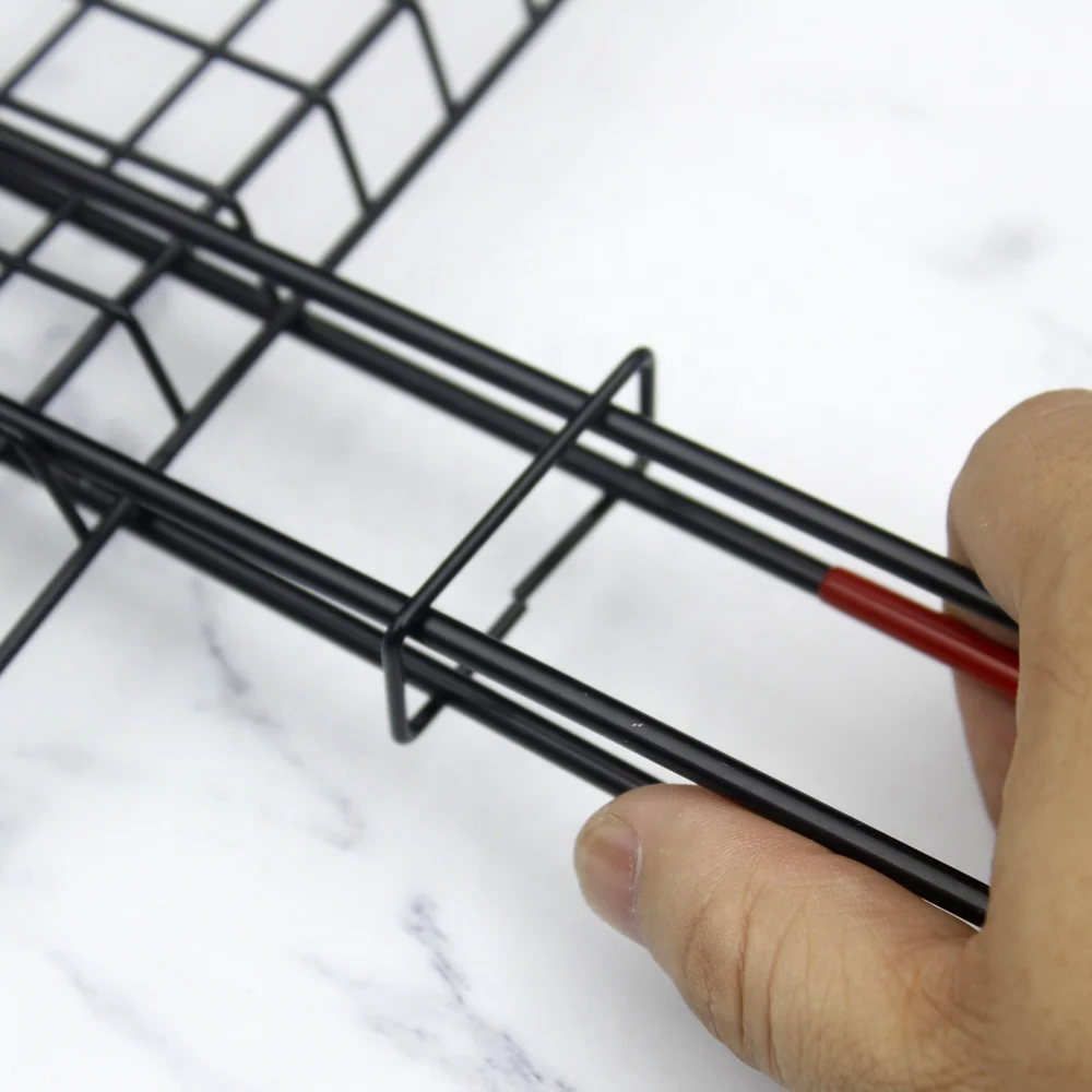 Simple Stainless Steel Bamboo BBQ Grills Non-Stick Coating Mesh Basket Waterproof with Charcoal Accessory for Cooking Baking