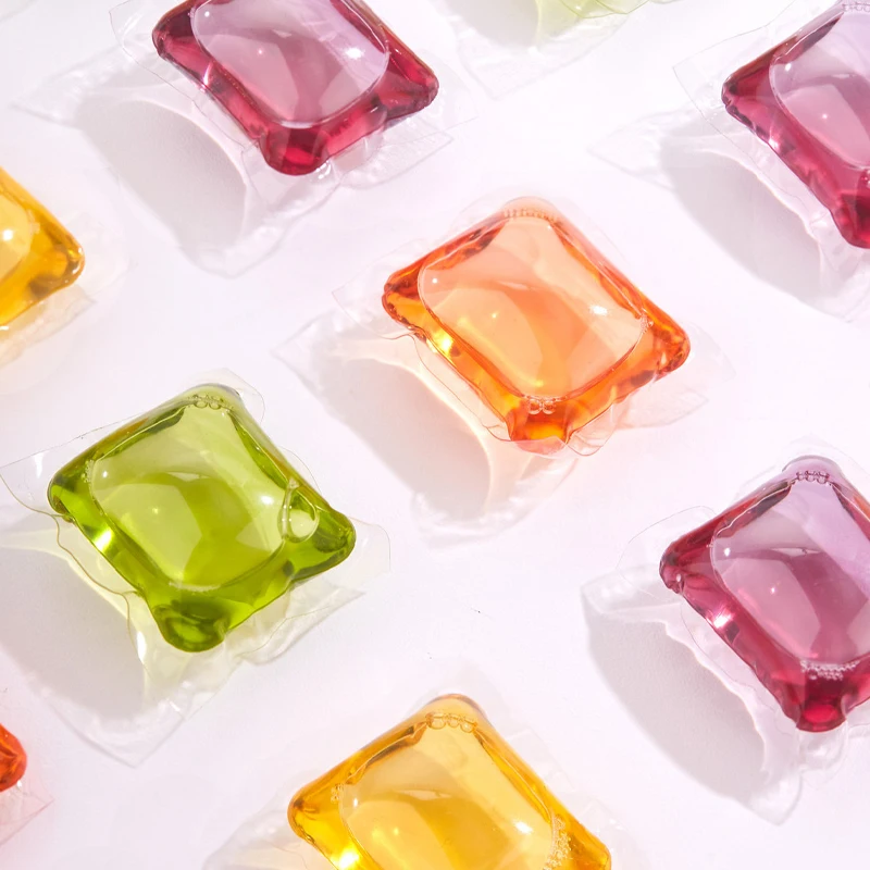 OEM/ODM Laundry Pods Cloth Washing Apparel Detergent Pods Laundry Water Dissolving Cleaning Pod