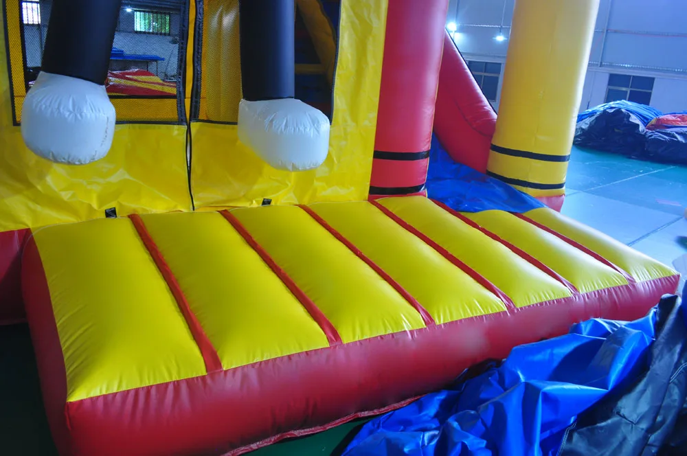 Smiling face inflatable  bouncy castle for sale inflatable bouncer slide