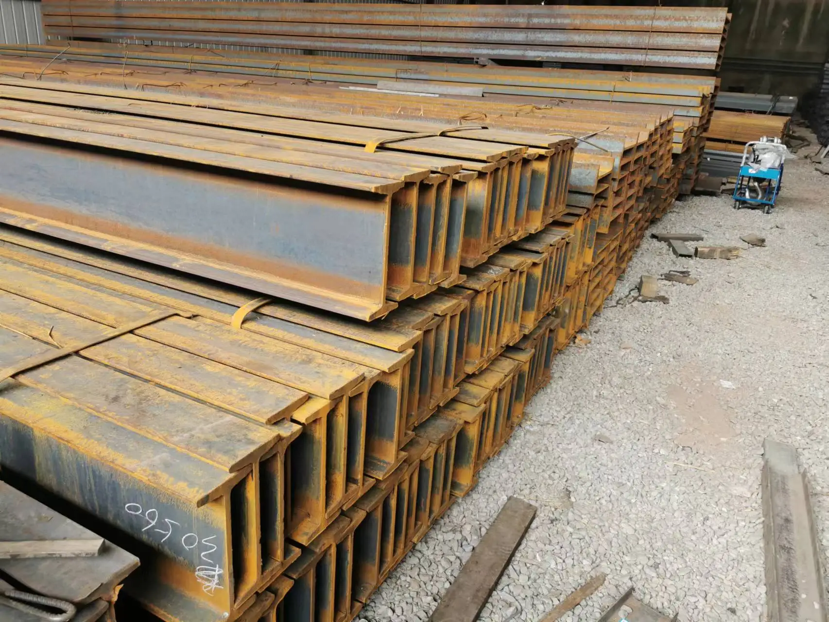 2022 Hot Sale q355b ss400 Stainless Steel q345 Light Weight Standard i Beam Dimensions for House I Beam Dimensions for House