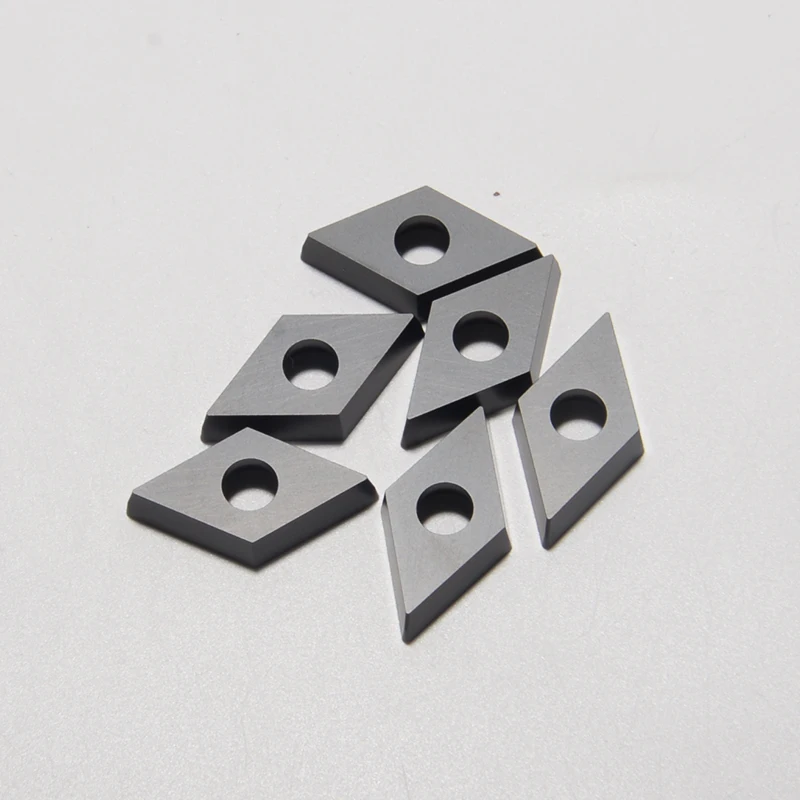 Carbide CNC Internal Insert DCMT11T304-PM turning insert for The Steel Workpiece