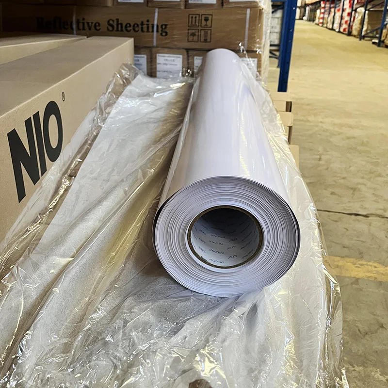 PVC film vinyl sticker material 120gsm glossy matte vinyl transparent pvc printing self adhesive vinyl roll