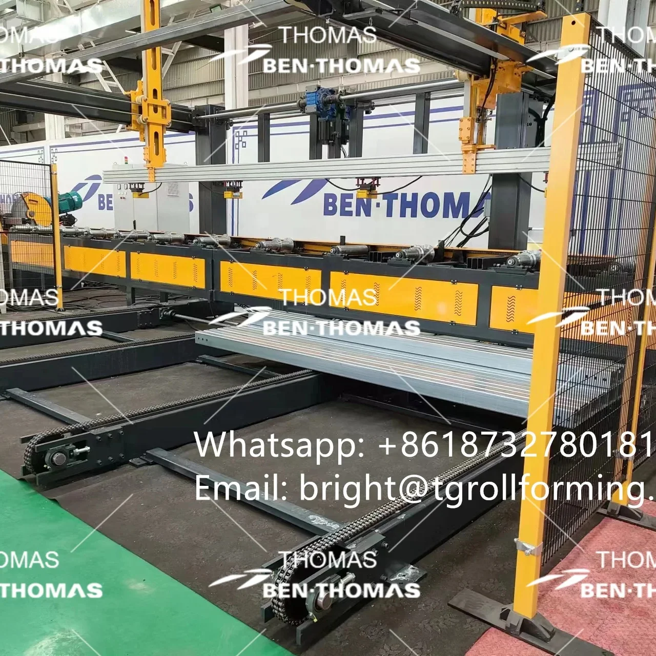 New design hihg speed C purlin roll forming machine