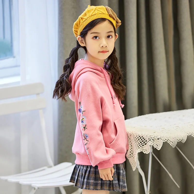 
Joker hand-embroidered bottoming shirt 2019 autumn and winter new girls trend bottoming shirt 